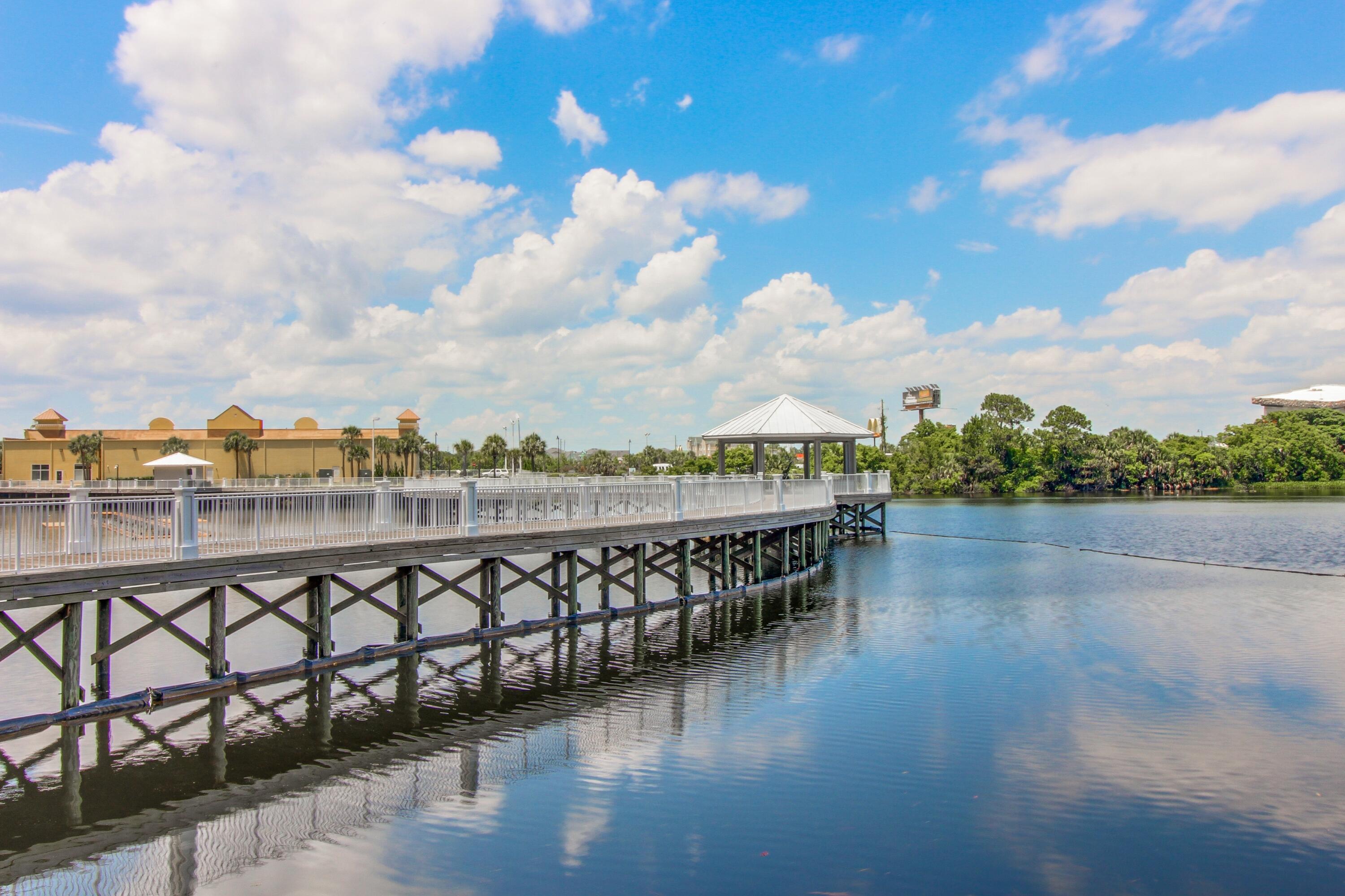 Laketown Wharf - Residential