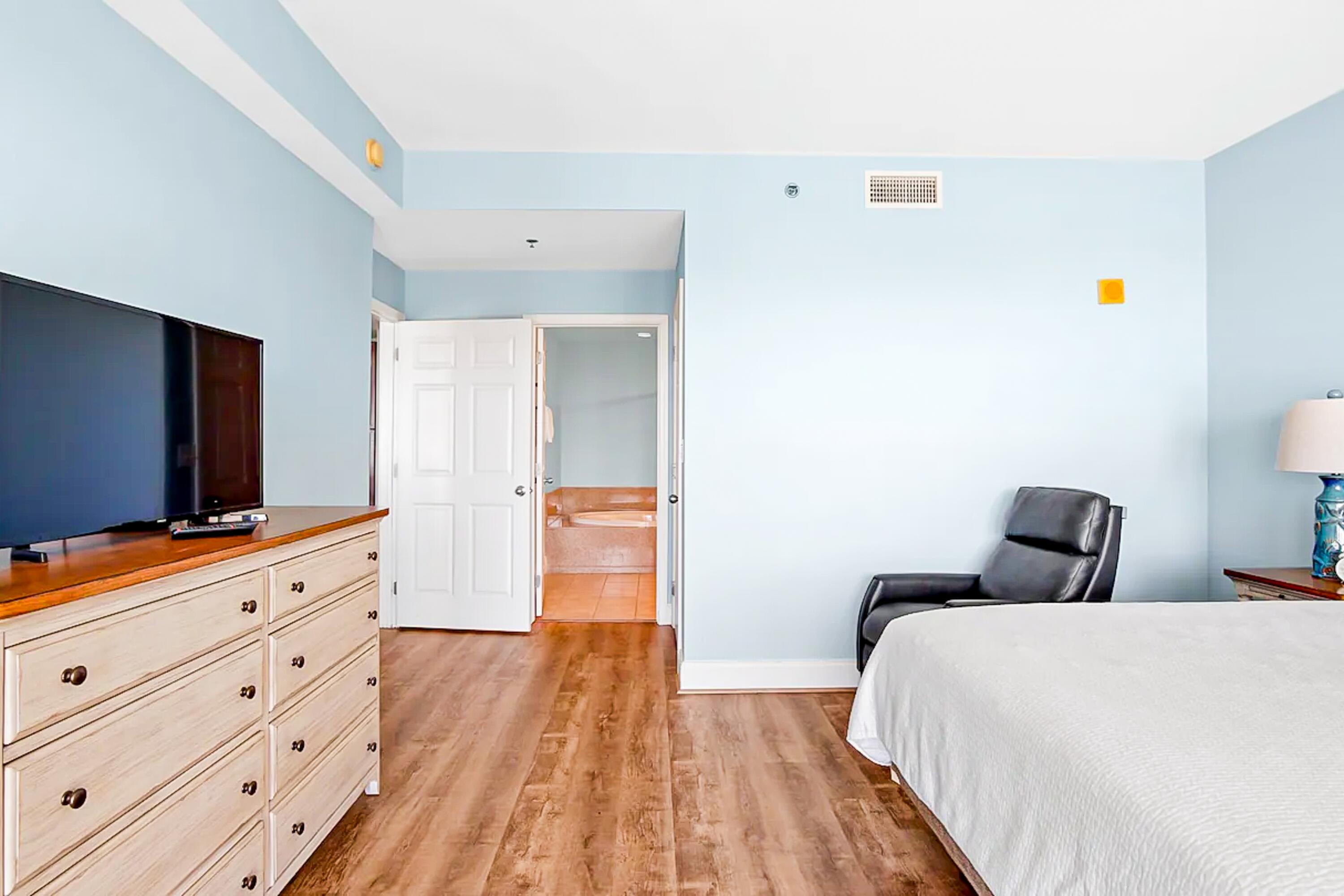 Laketown Wharf - Residential