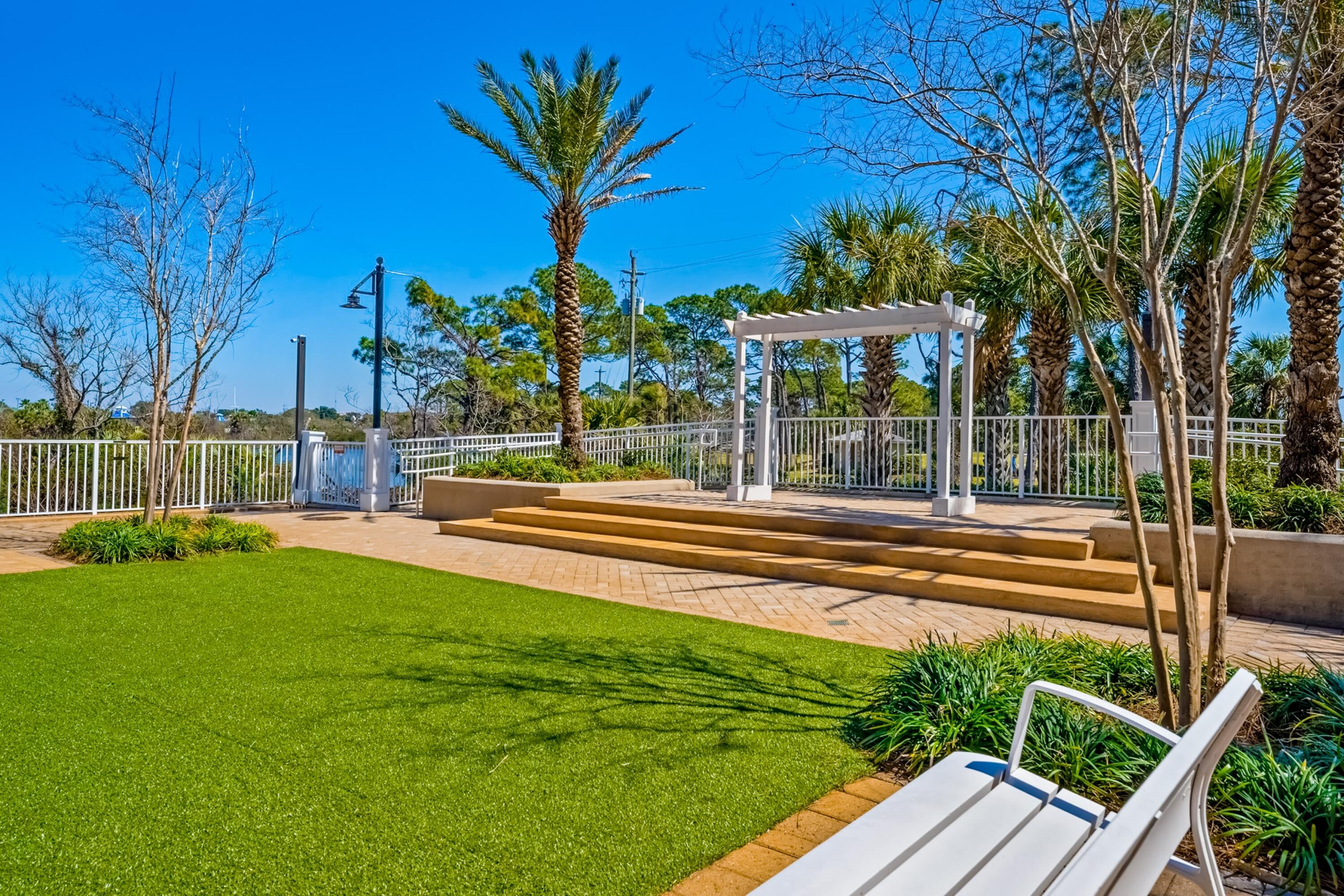 Laketown Wharf - Residential