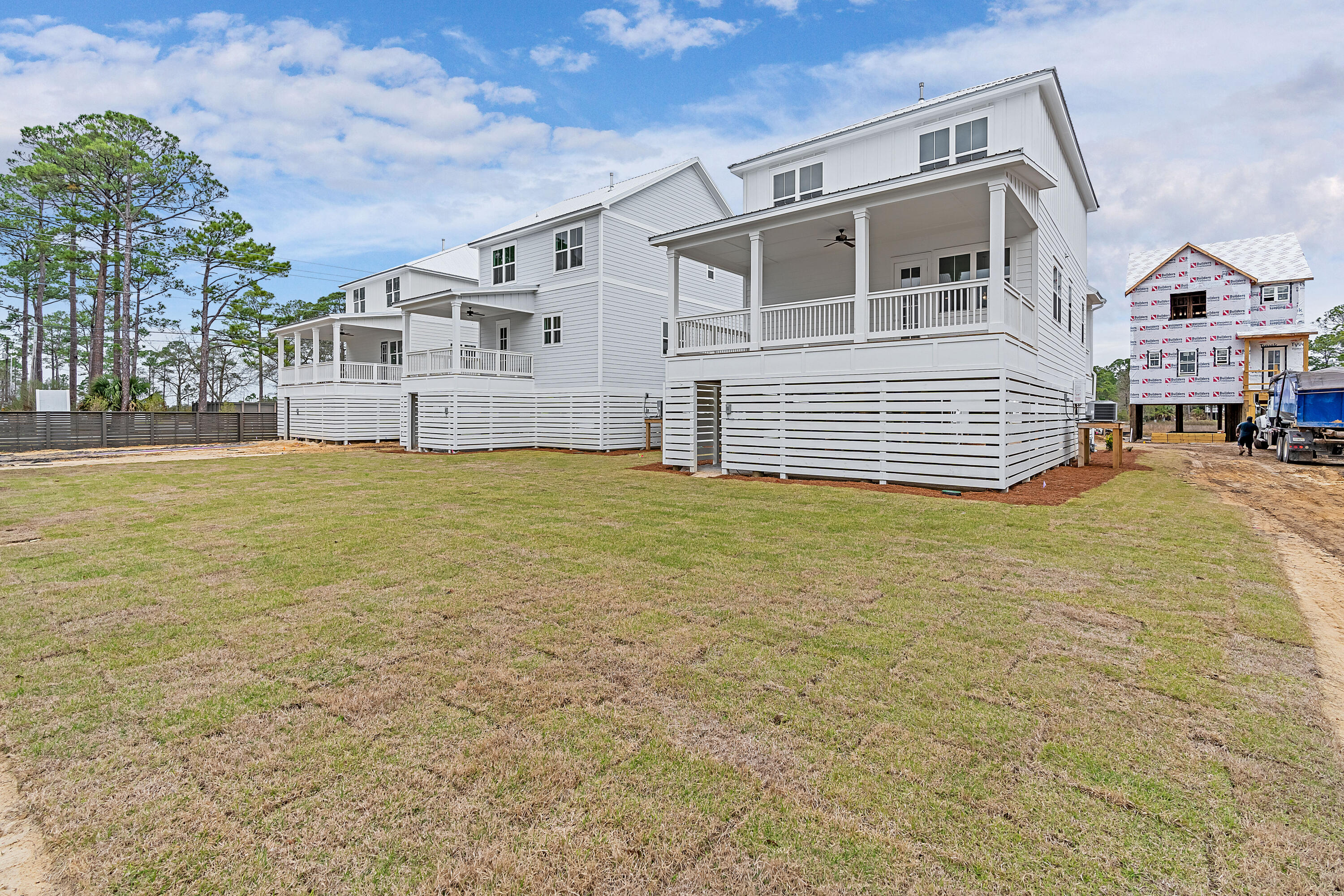 Cessna Village - Residential