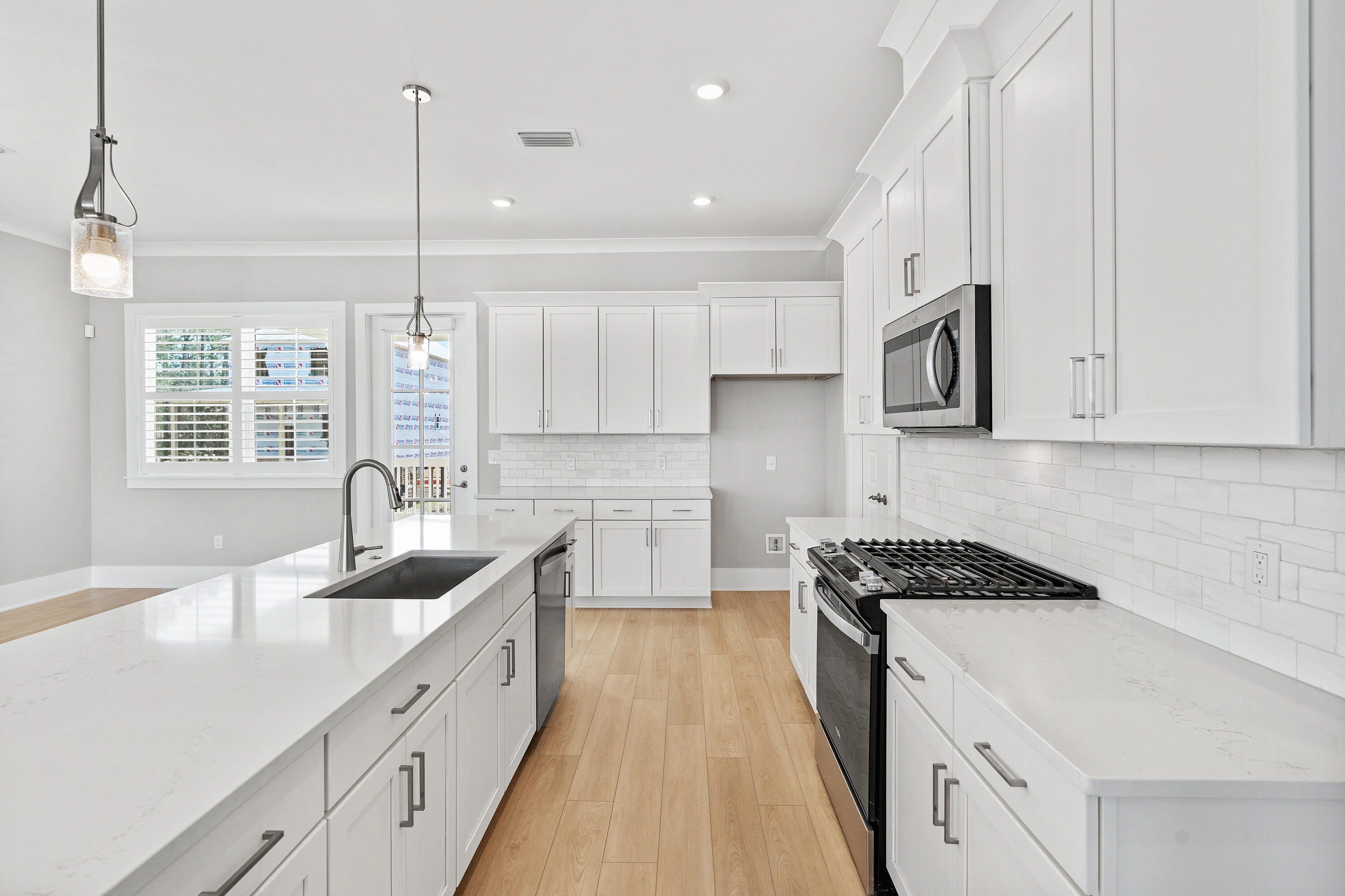 Cessna Village - Residential