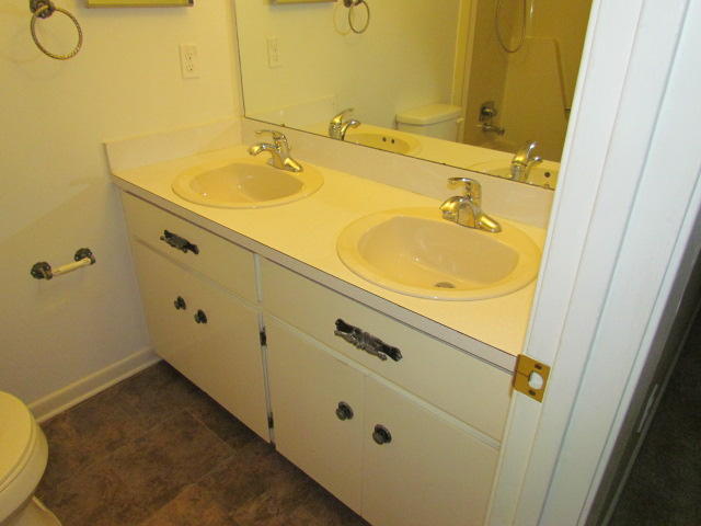 edge water village s/d lot 1 blk 7 810-659 - Residential Lease