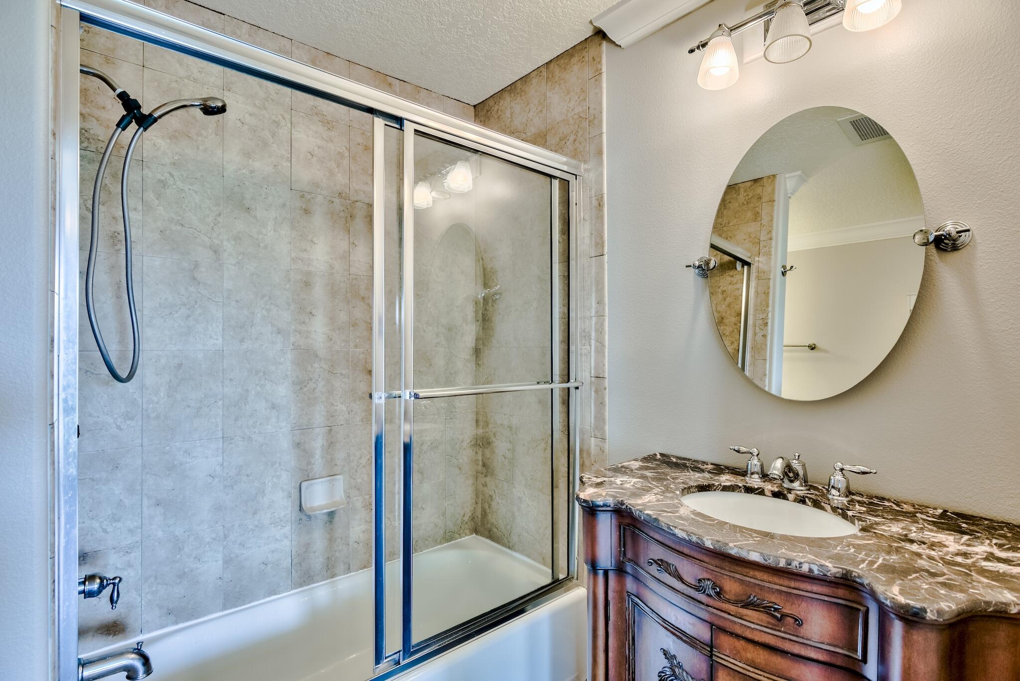 DESOTO SQUARE - Residential