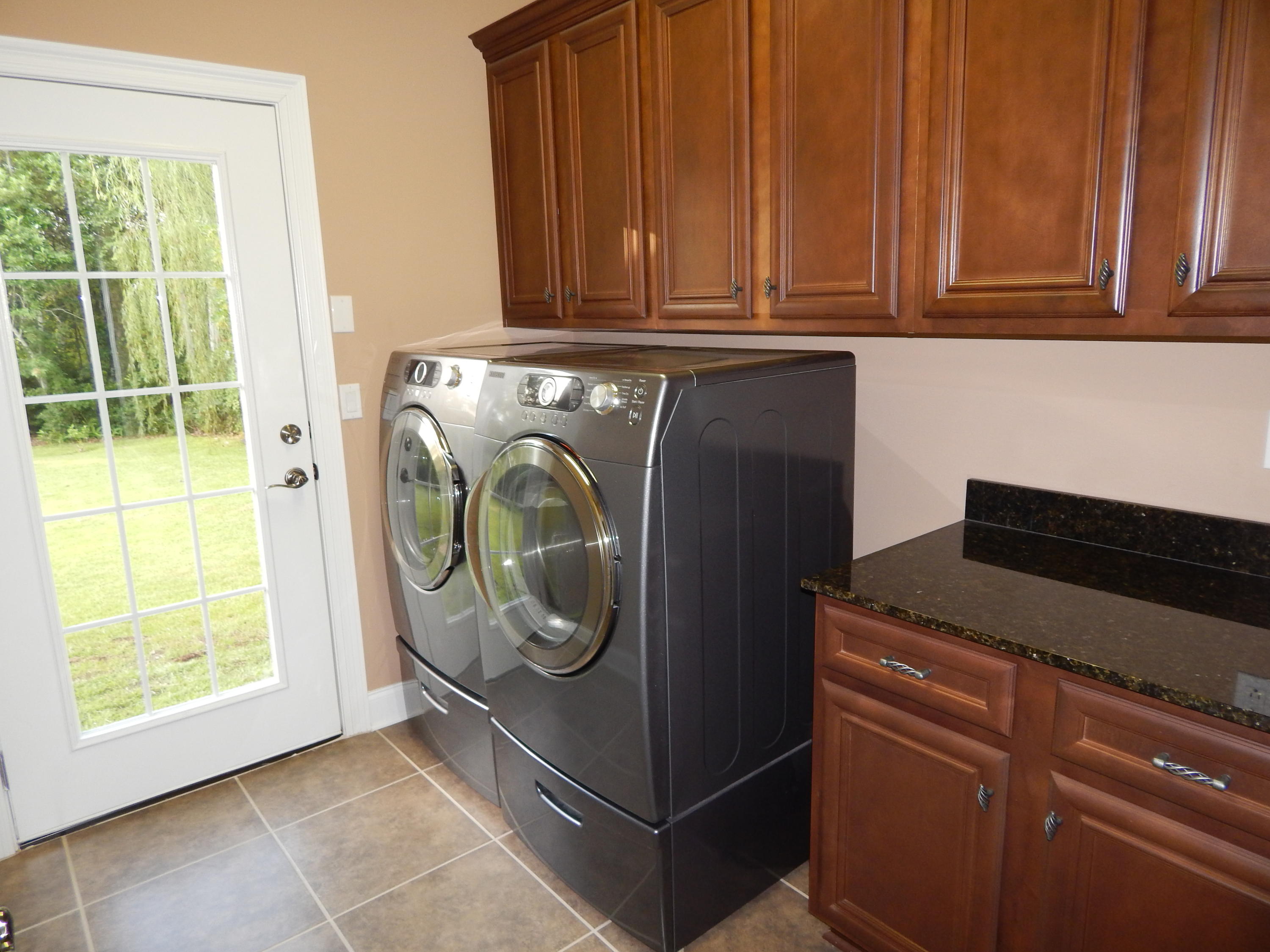 SOUTHWIND PH V - Residential