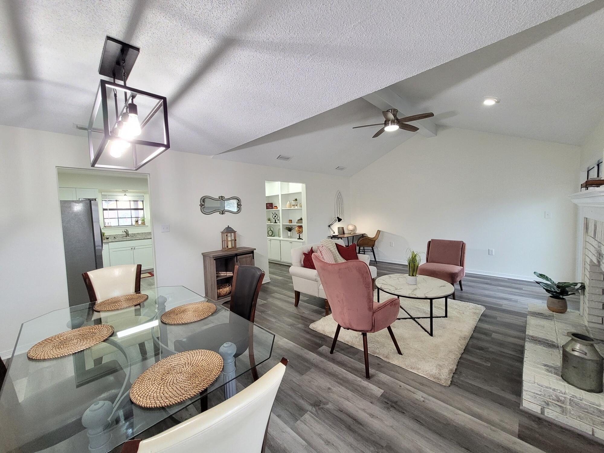 CIMARRON ESTATES - Residential