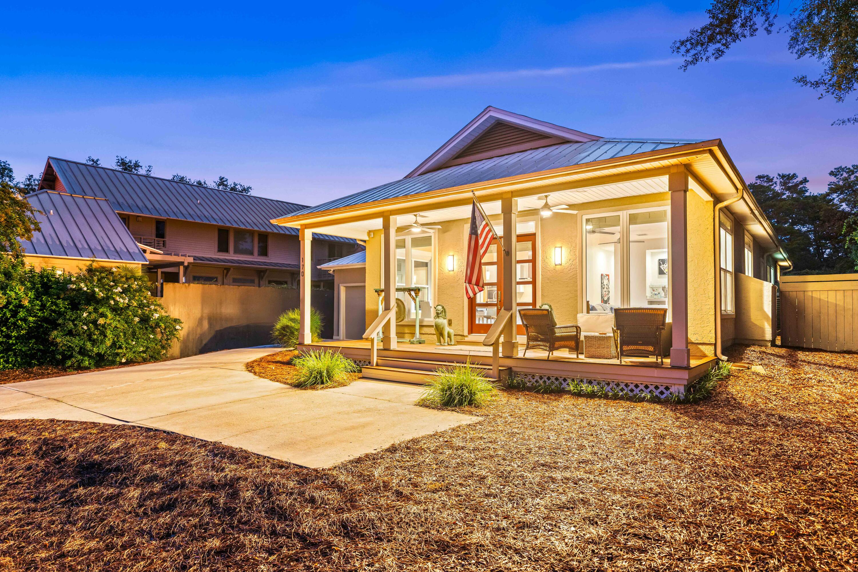 SEABREEZE EAST - Residential
