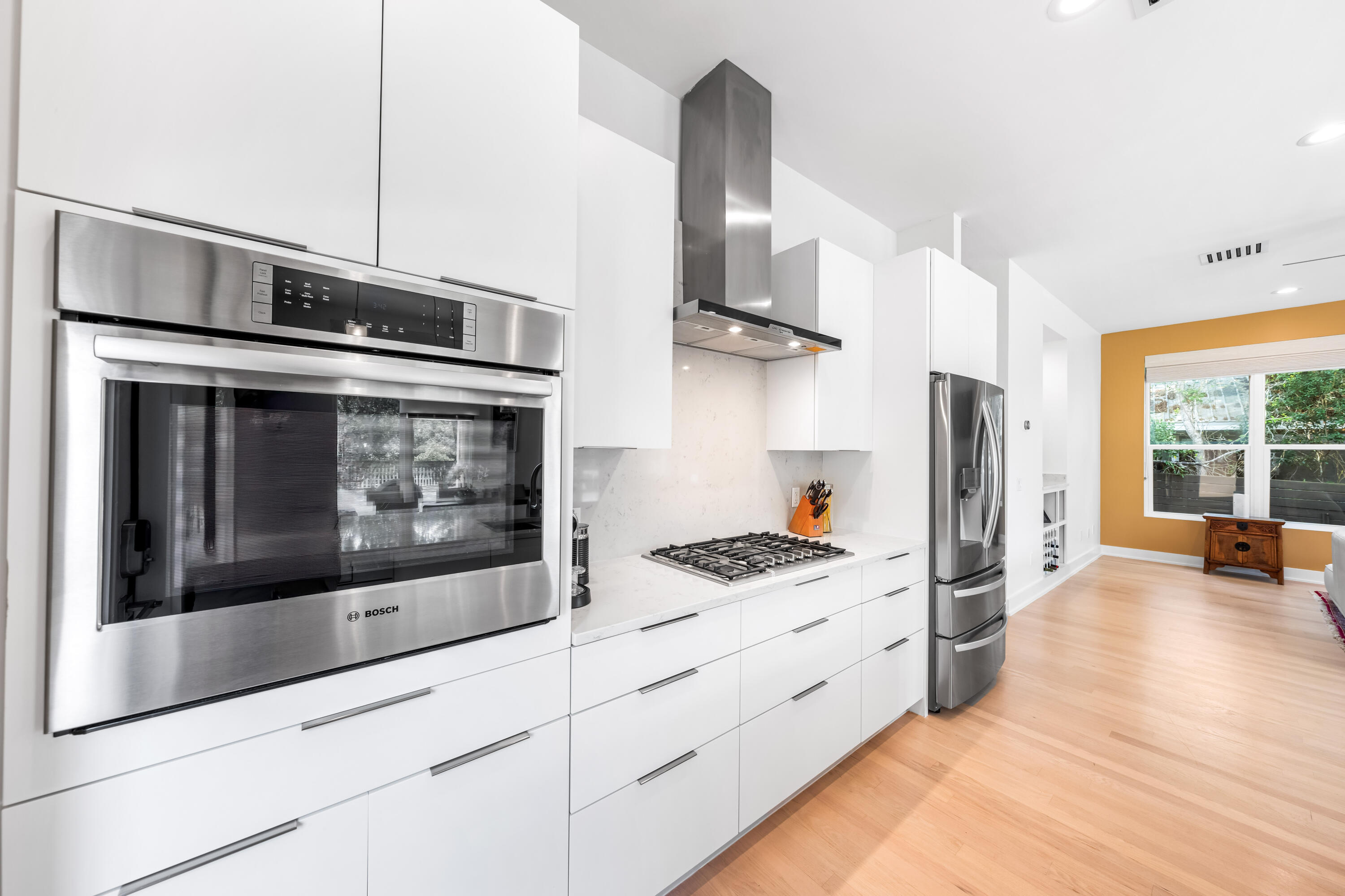 SEABREEZE EAST - Residential