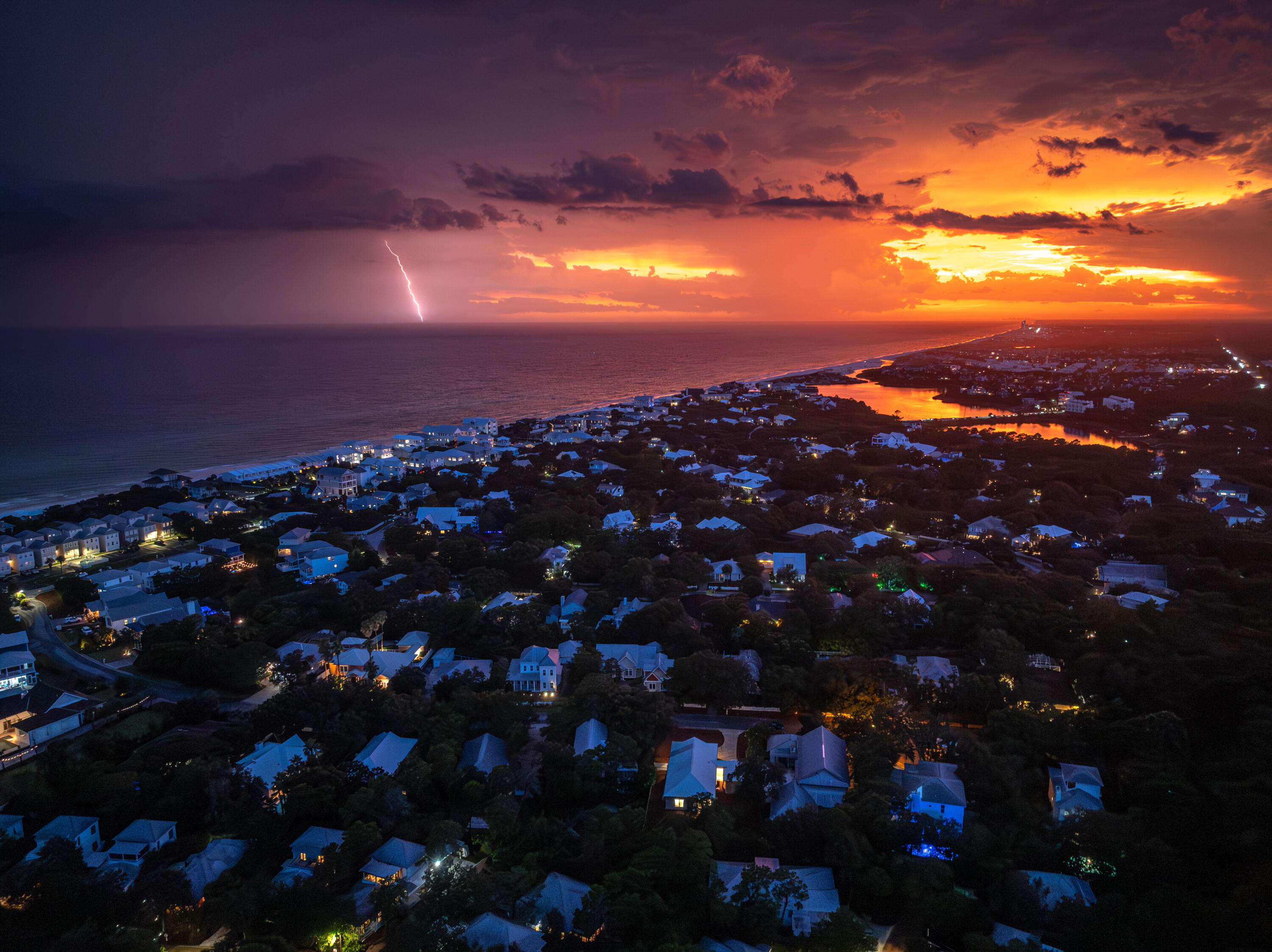 SEABREEZE EAST - Residential