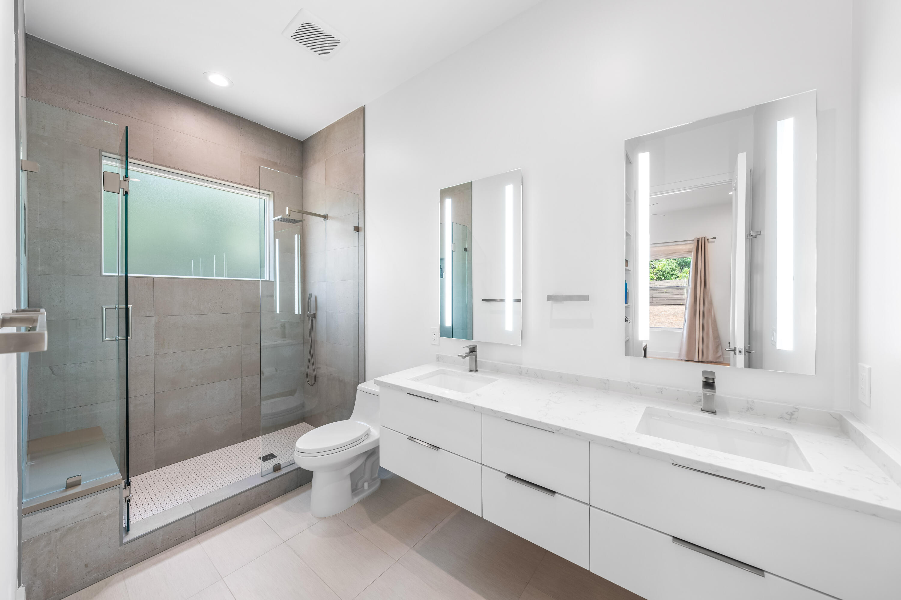 SEABREEZE EAST - Residential