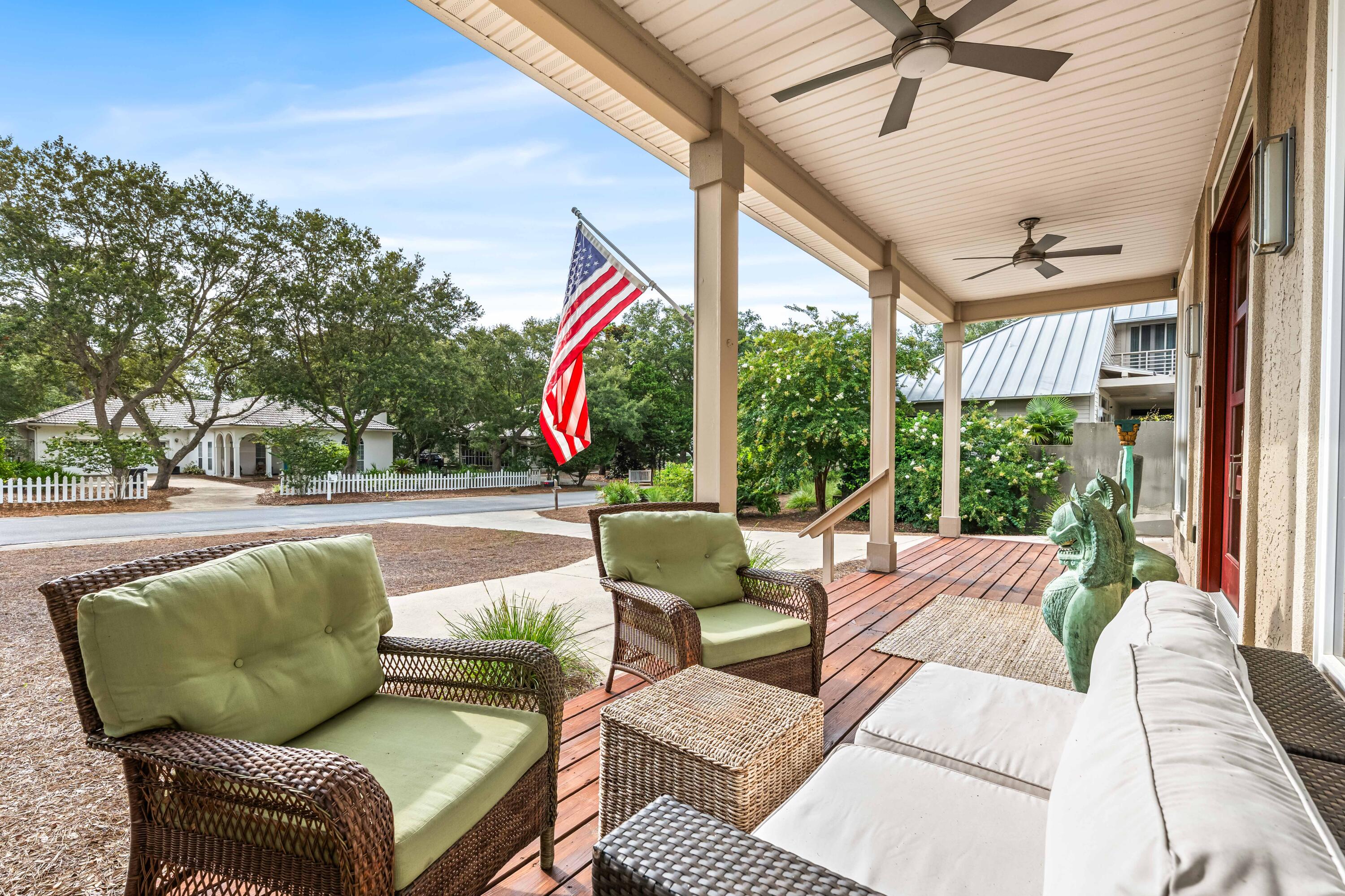 SEABREEZE EAST - Residential