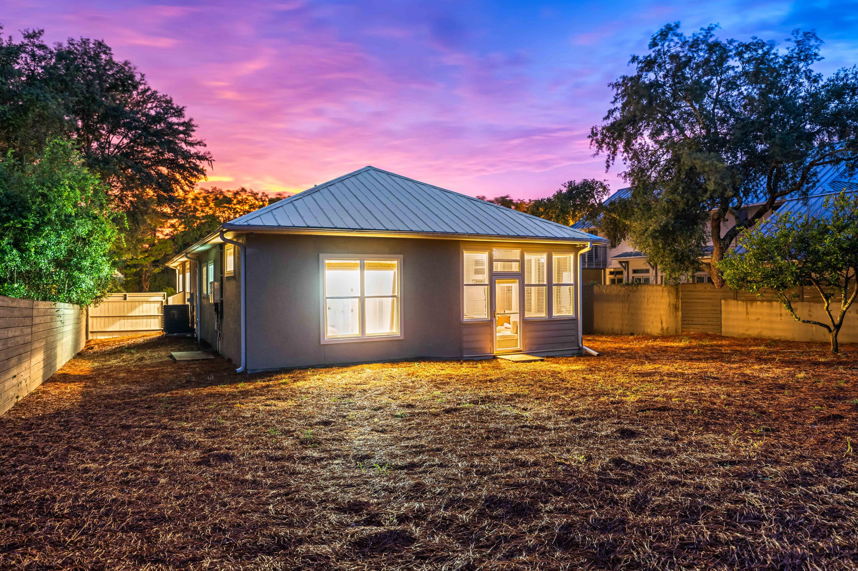 SEABREEZE EAST - Residential