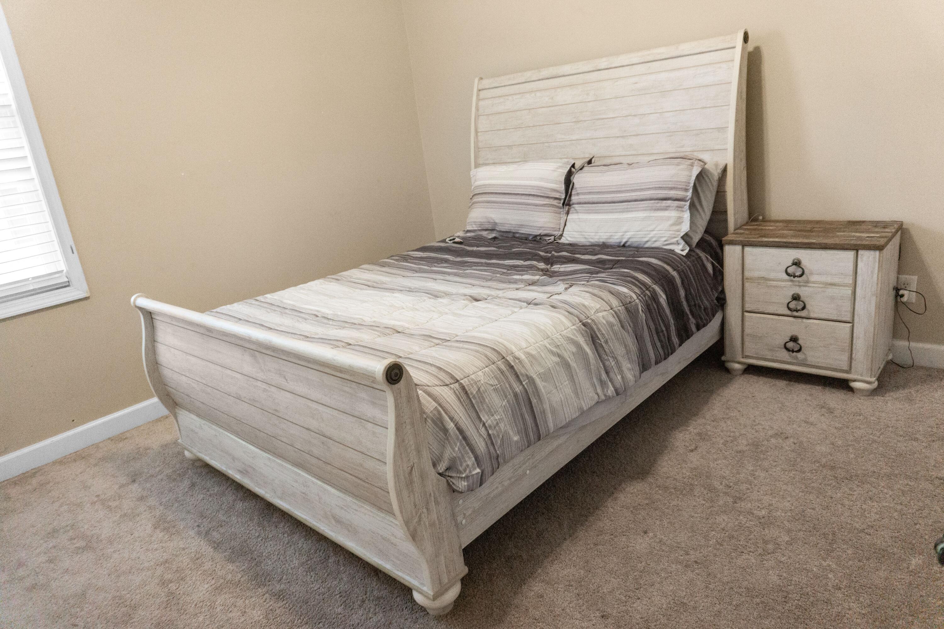 Hawks Lndg - Residential