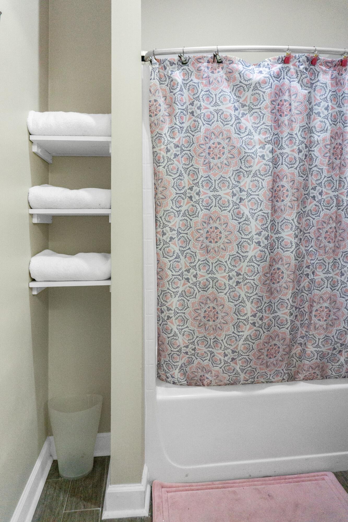 Hawks Lndg - Residential