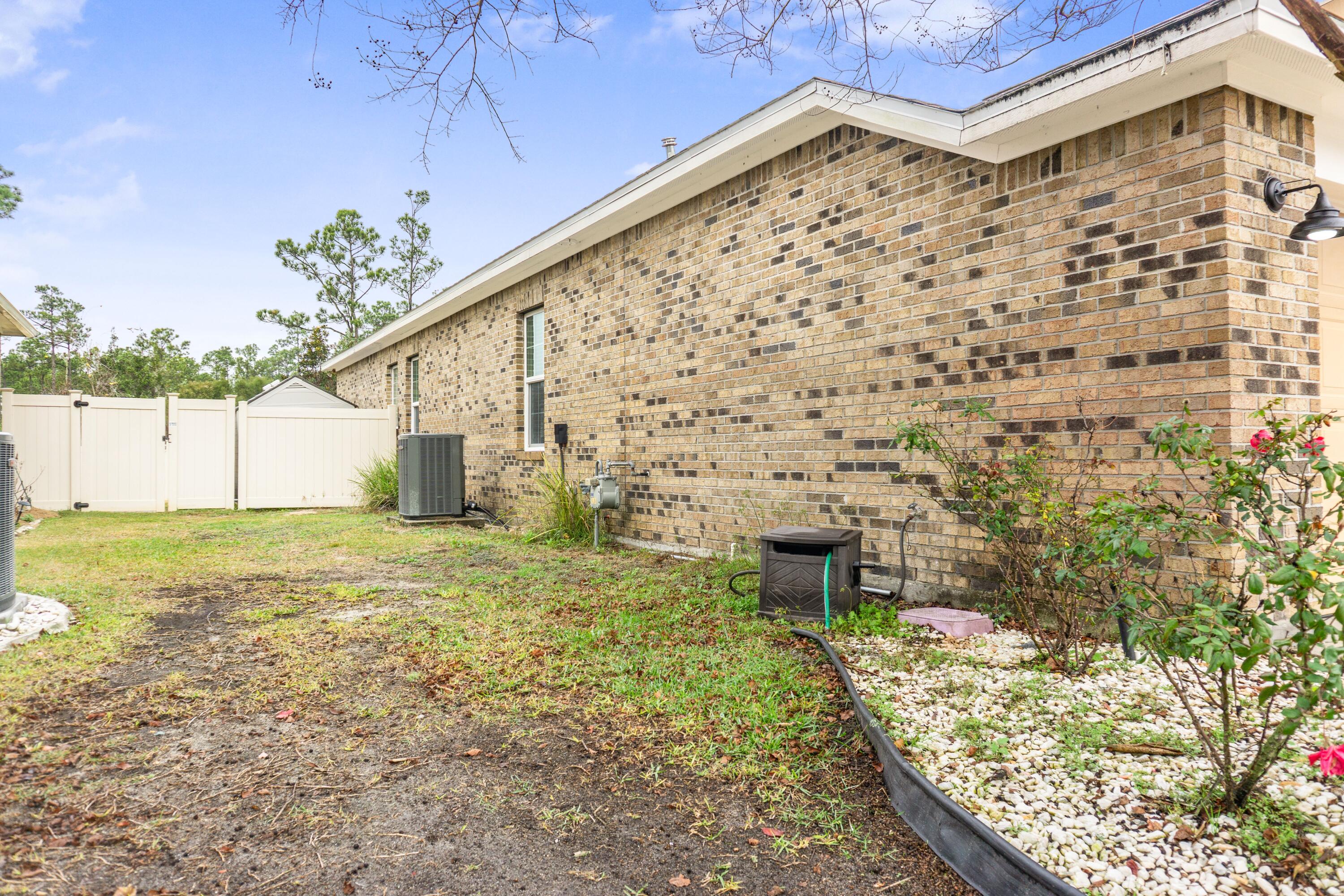 Hawks Lndg - Residential