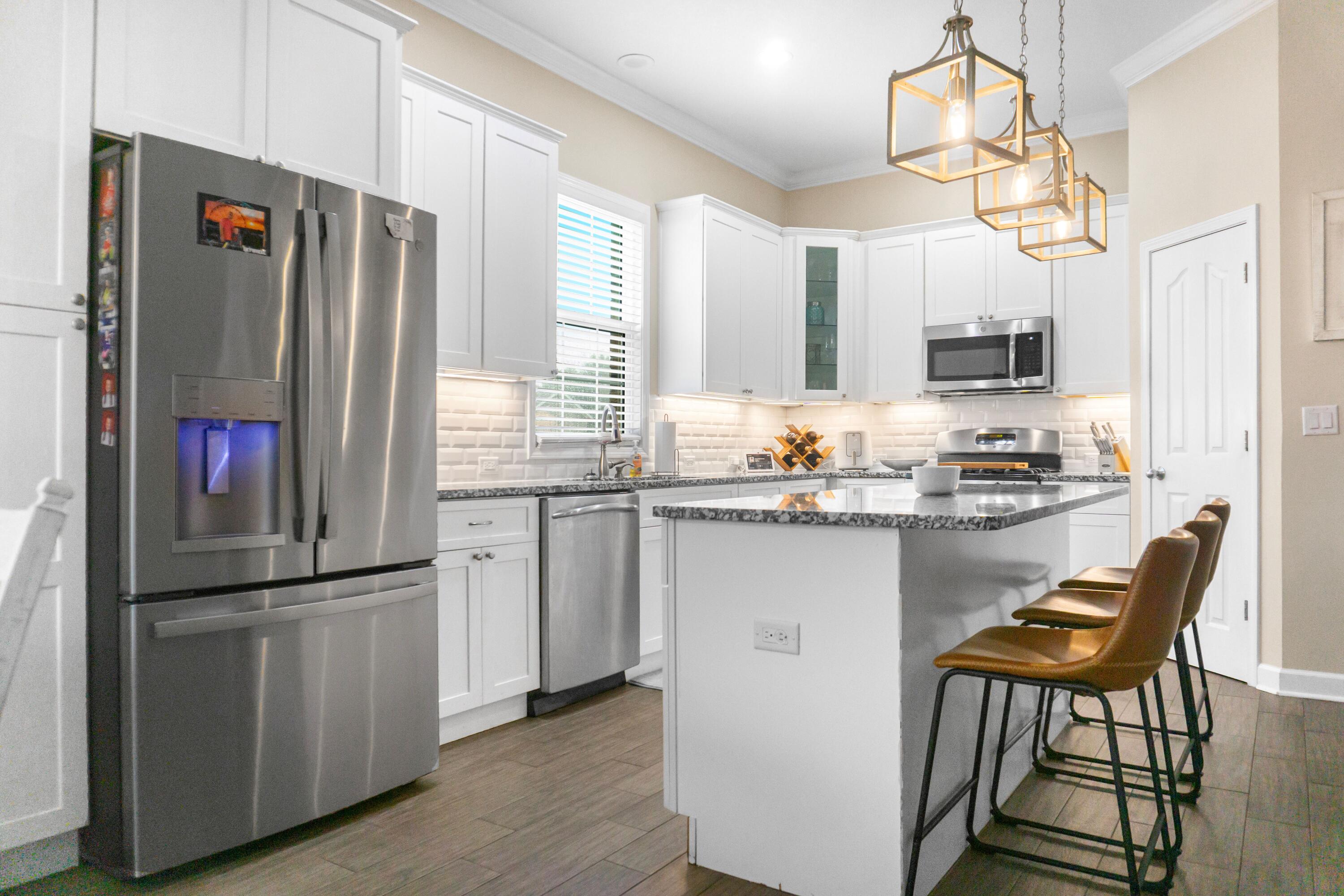 Hawks Lndg - Residential