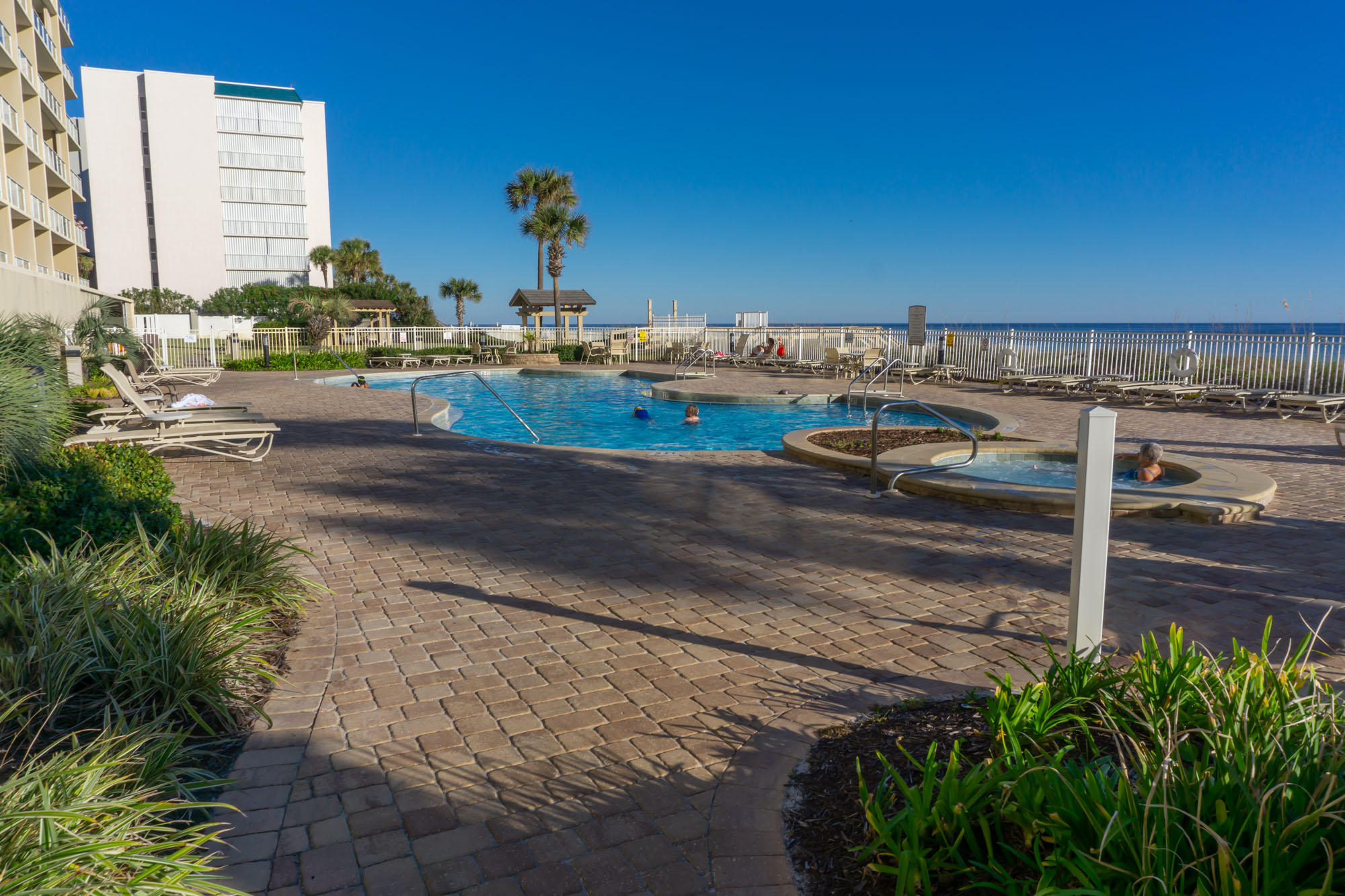 STERLING SANDS CONDO - Residential