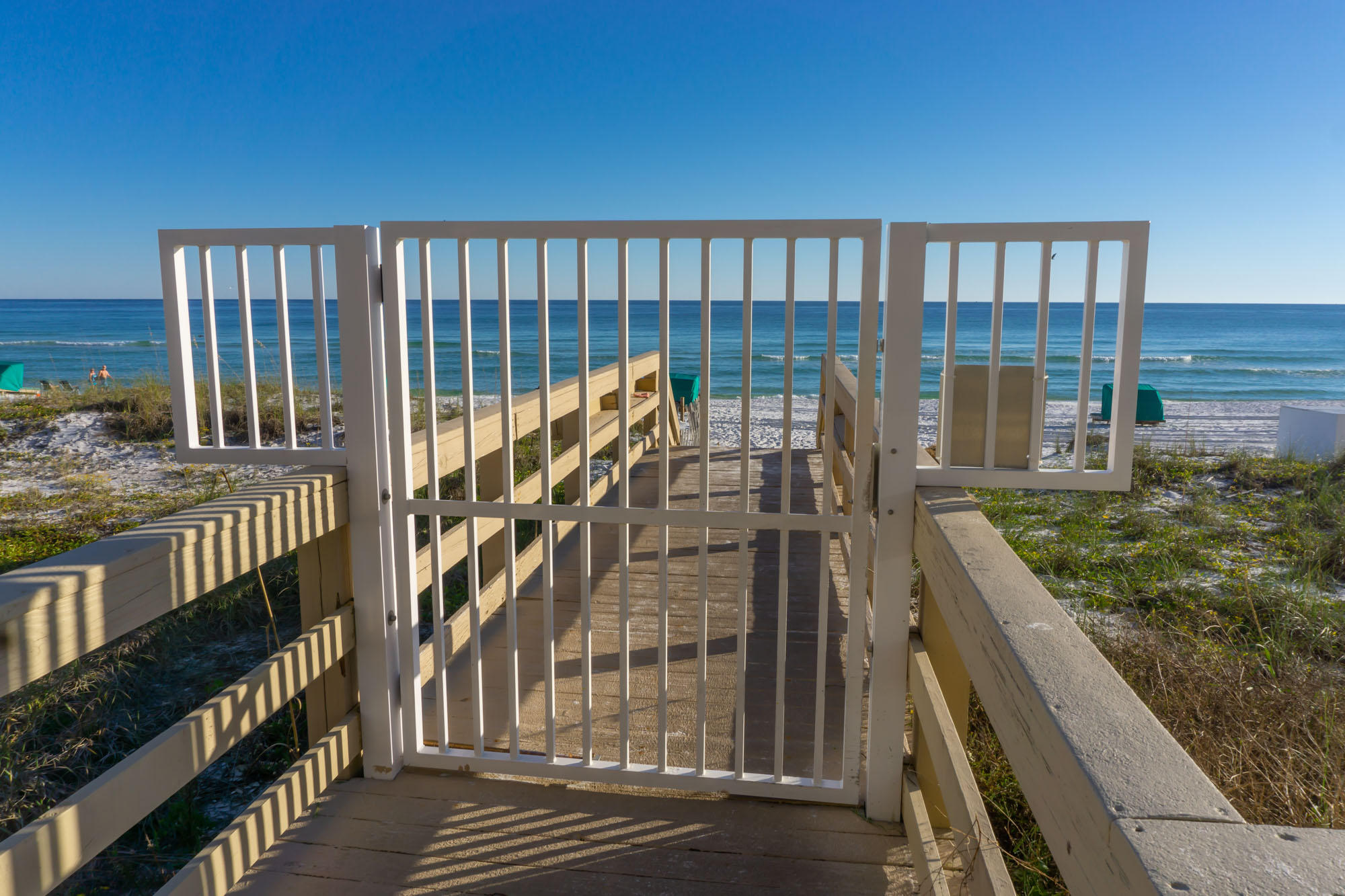 STERLING SANDS CONDO - Residential