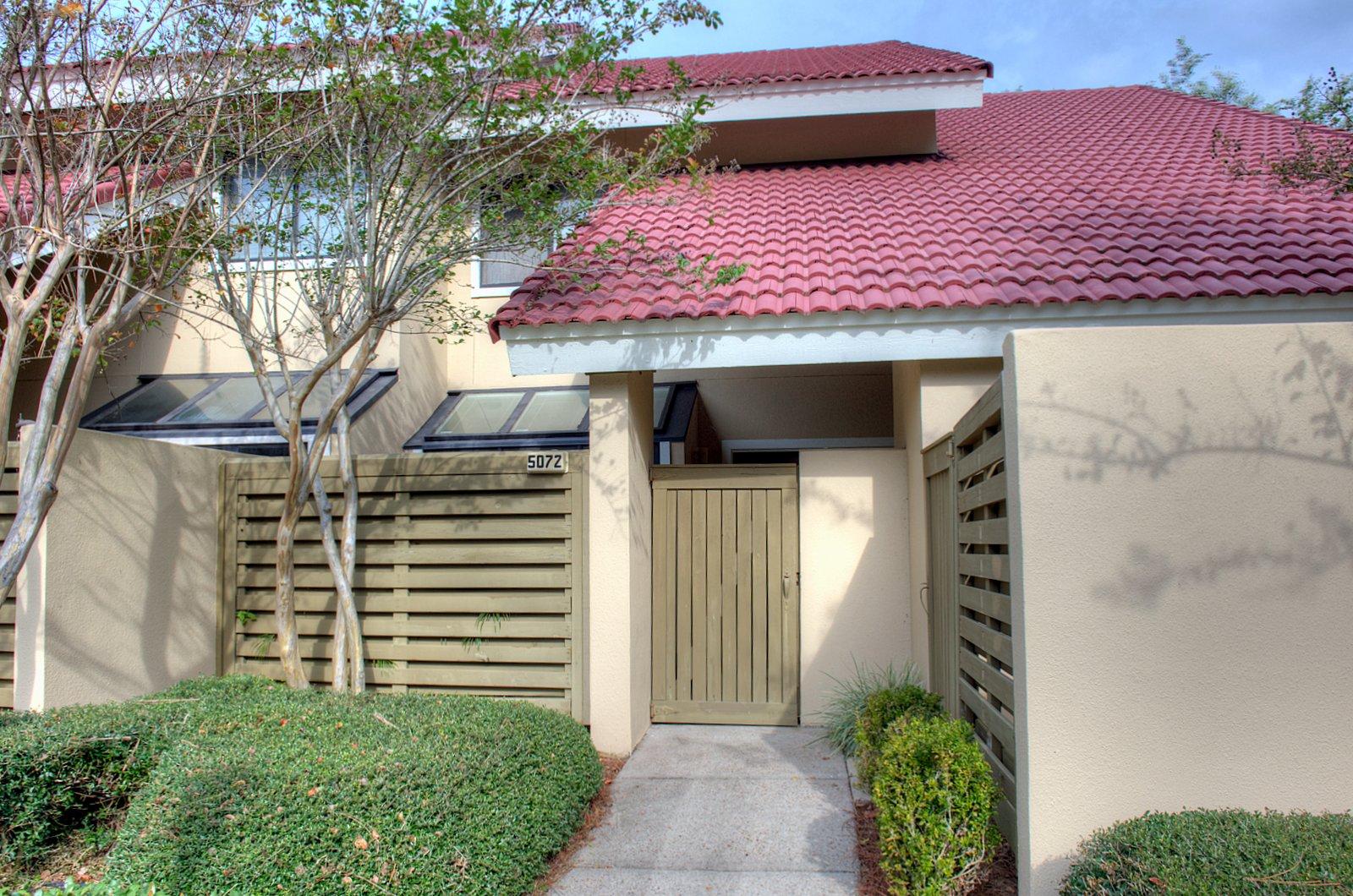 BEACHWALK VILLAS PHASE III - Residential