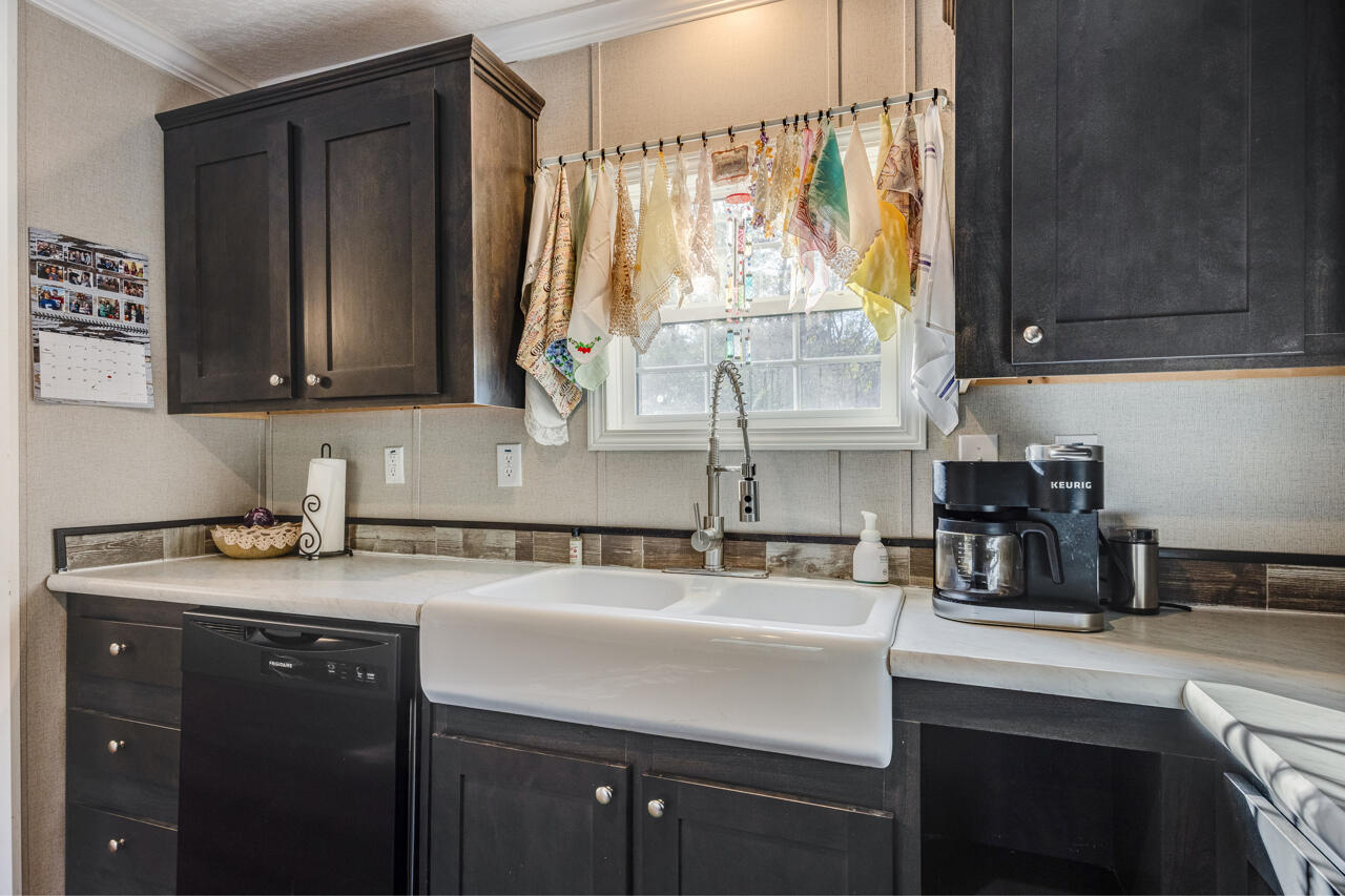 OAKWOOD HILLS UNIT 2 - Residential