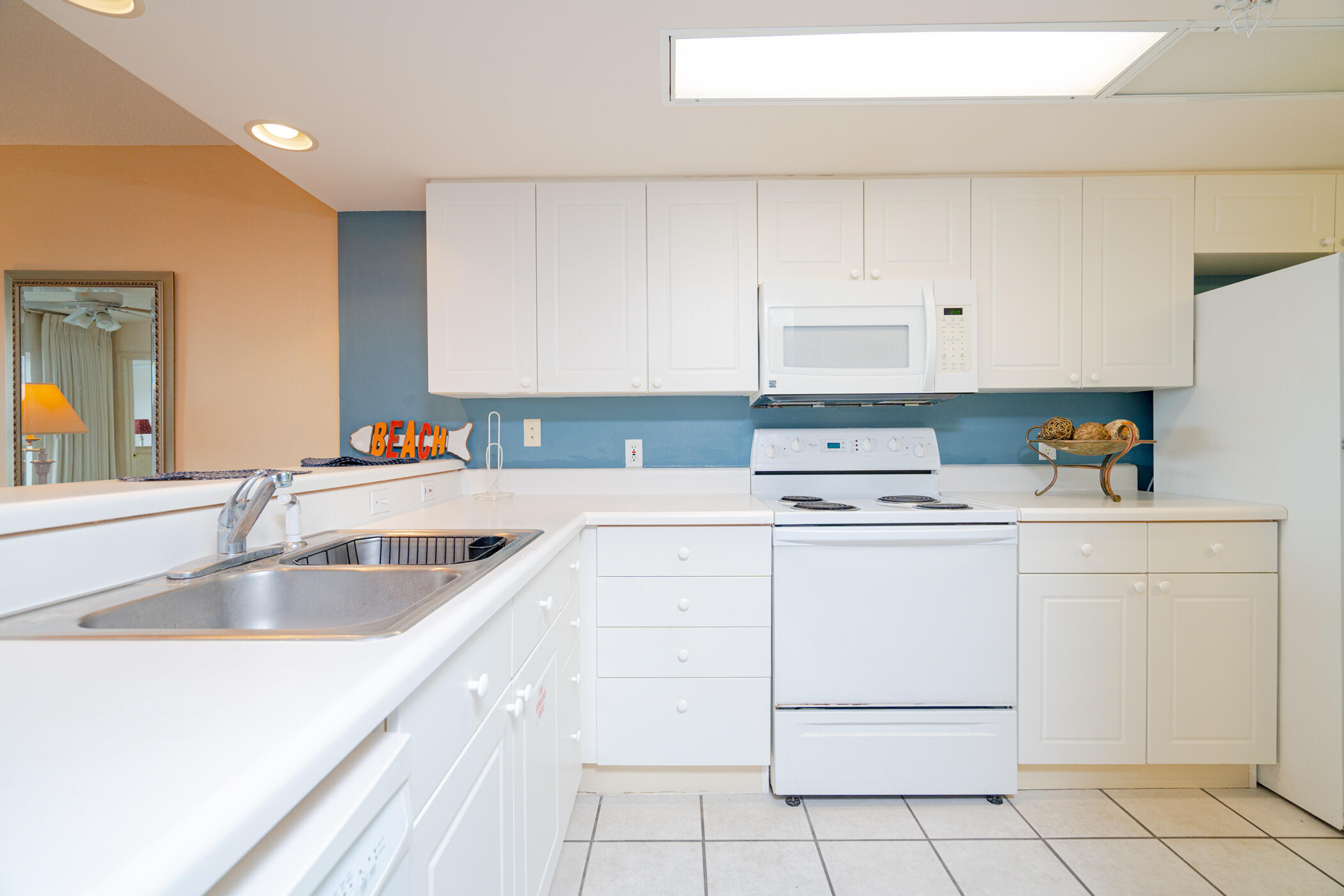 SEACREST CONDOMINIUMS - Residential