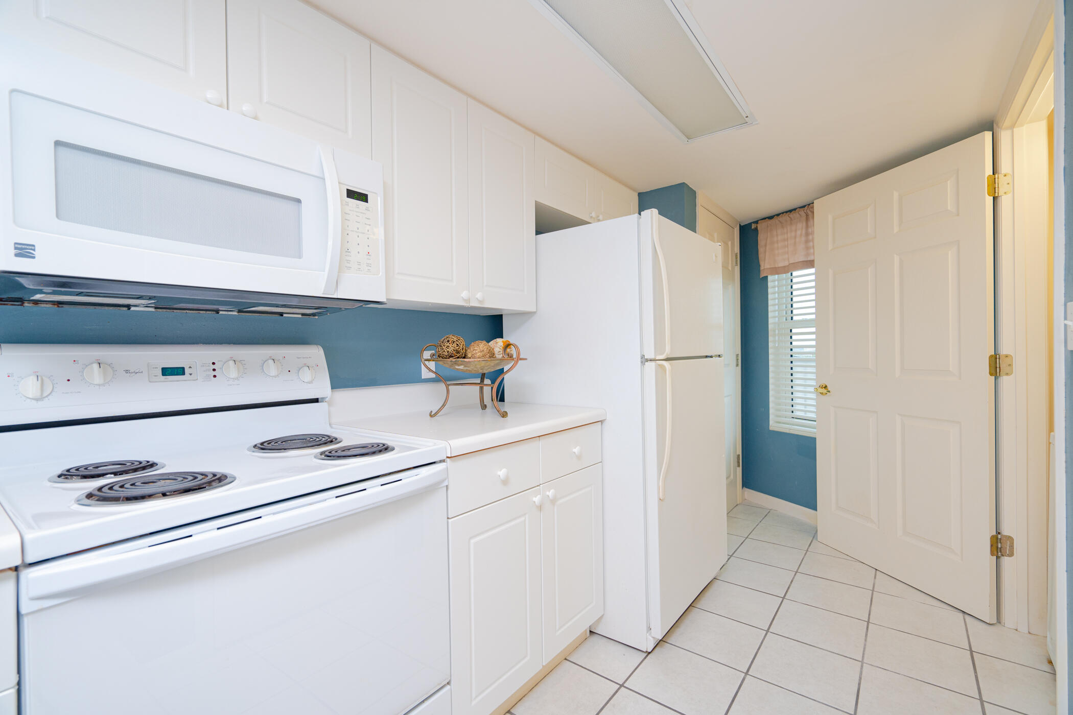 SEACREST CONDOMINIUMS - Residential