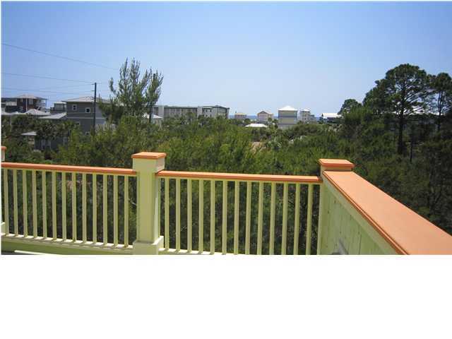 LAKEWOOD ESTATES - Residential