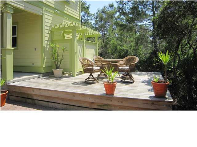 LAKEWOOD ESTATES - Residential