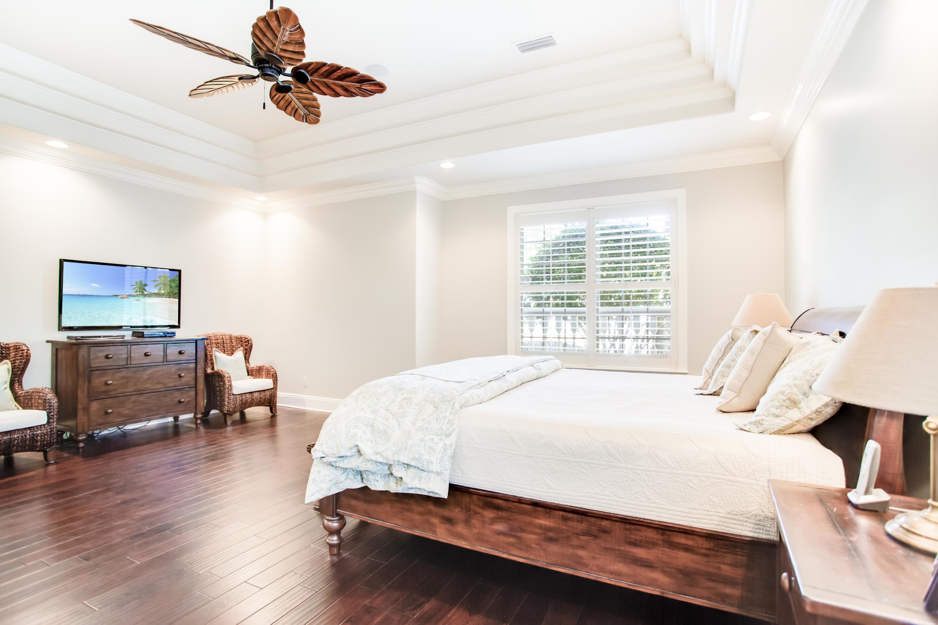 BURNT PINE EAST - Residential