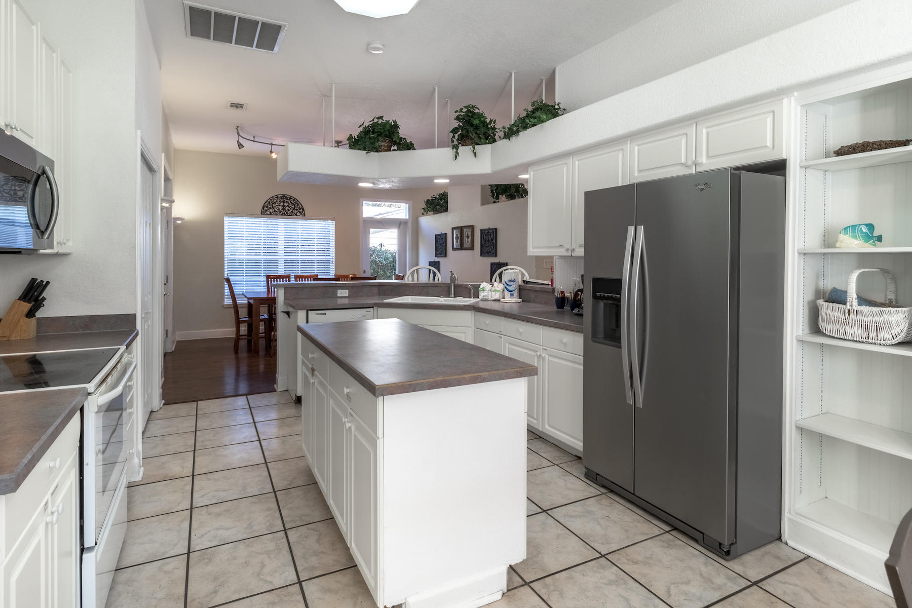 CRYSTAL BEACH - Residential