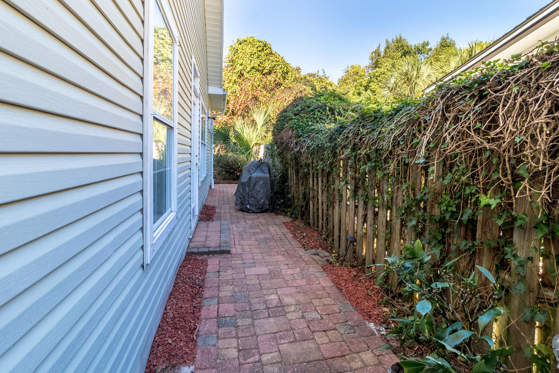 CRYSTAL BEACH - Residential