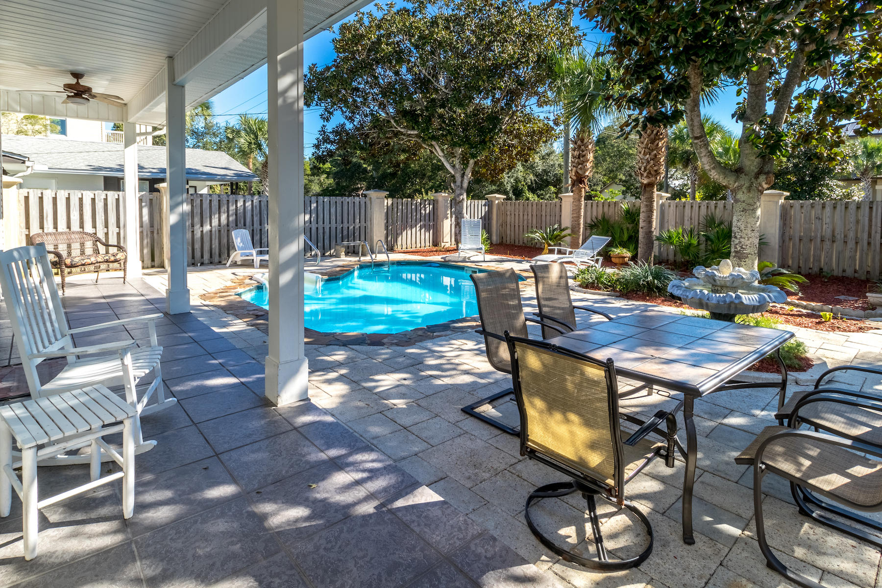 CRYSTAL BEACH - Residential