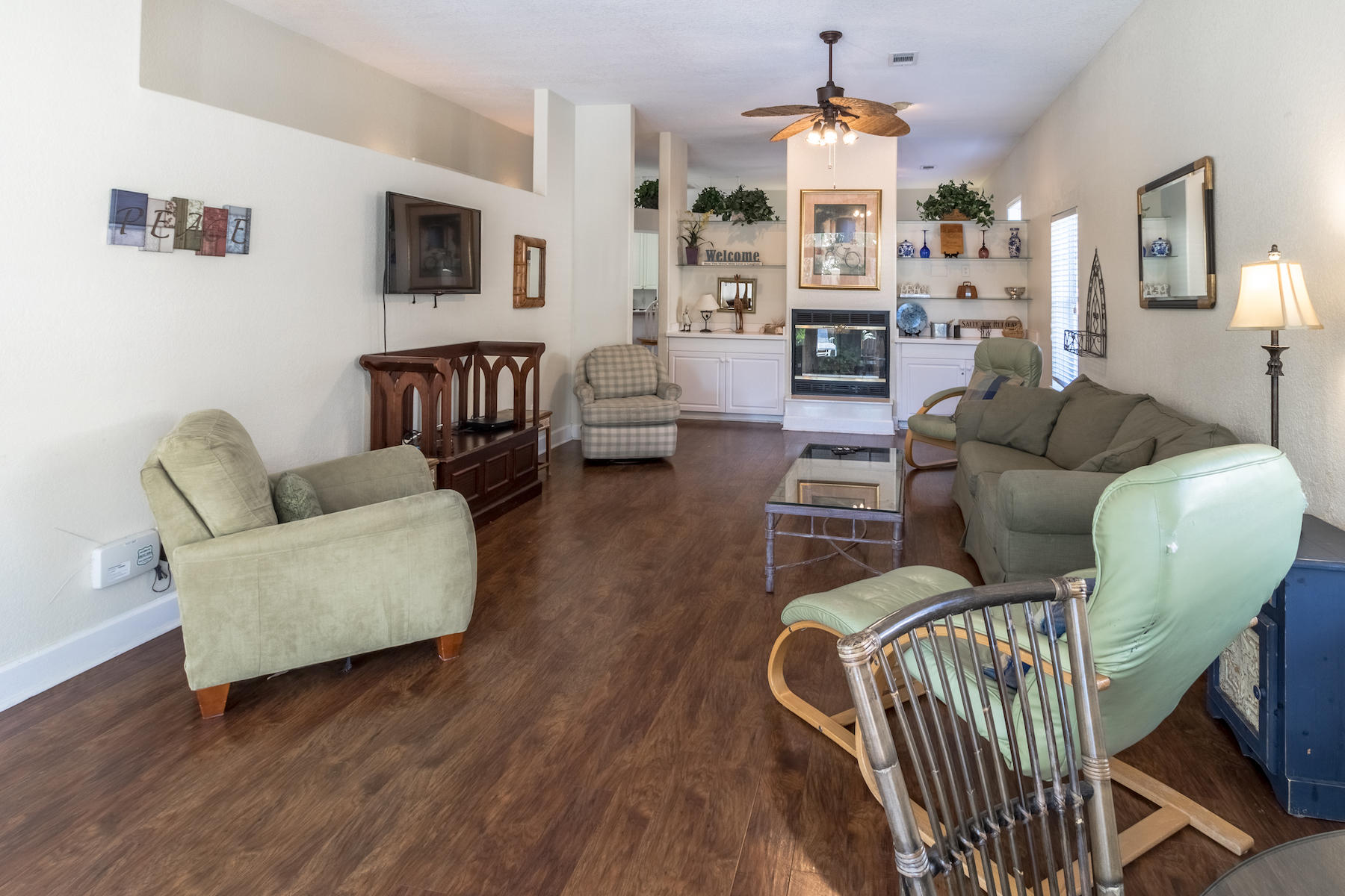 CRYSTAL BEACH - Residential