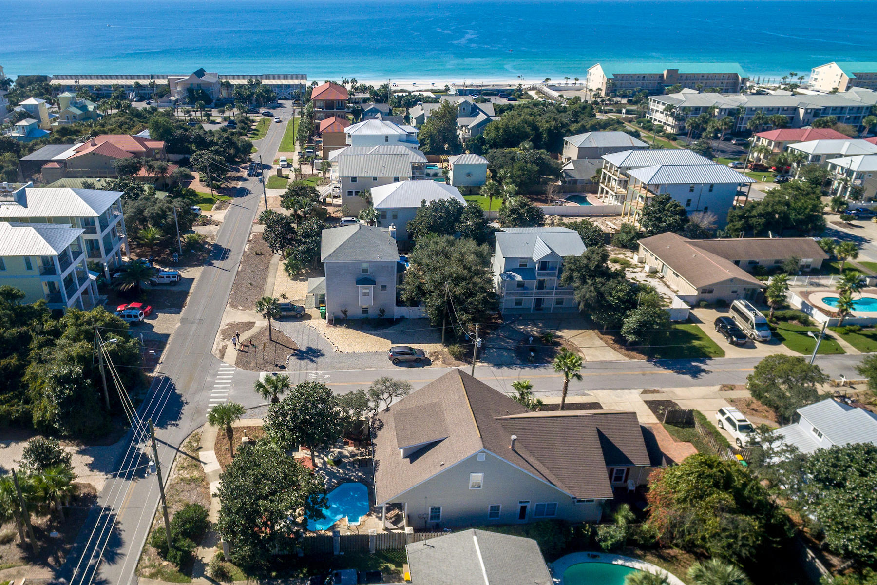 CRYSTAL BEACH - Residential