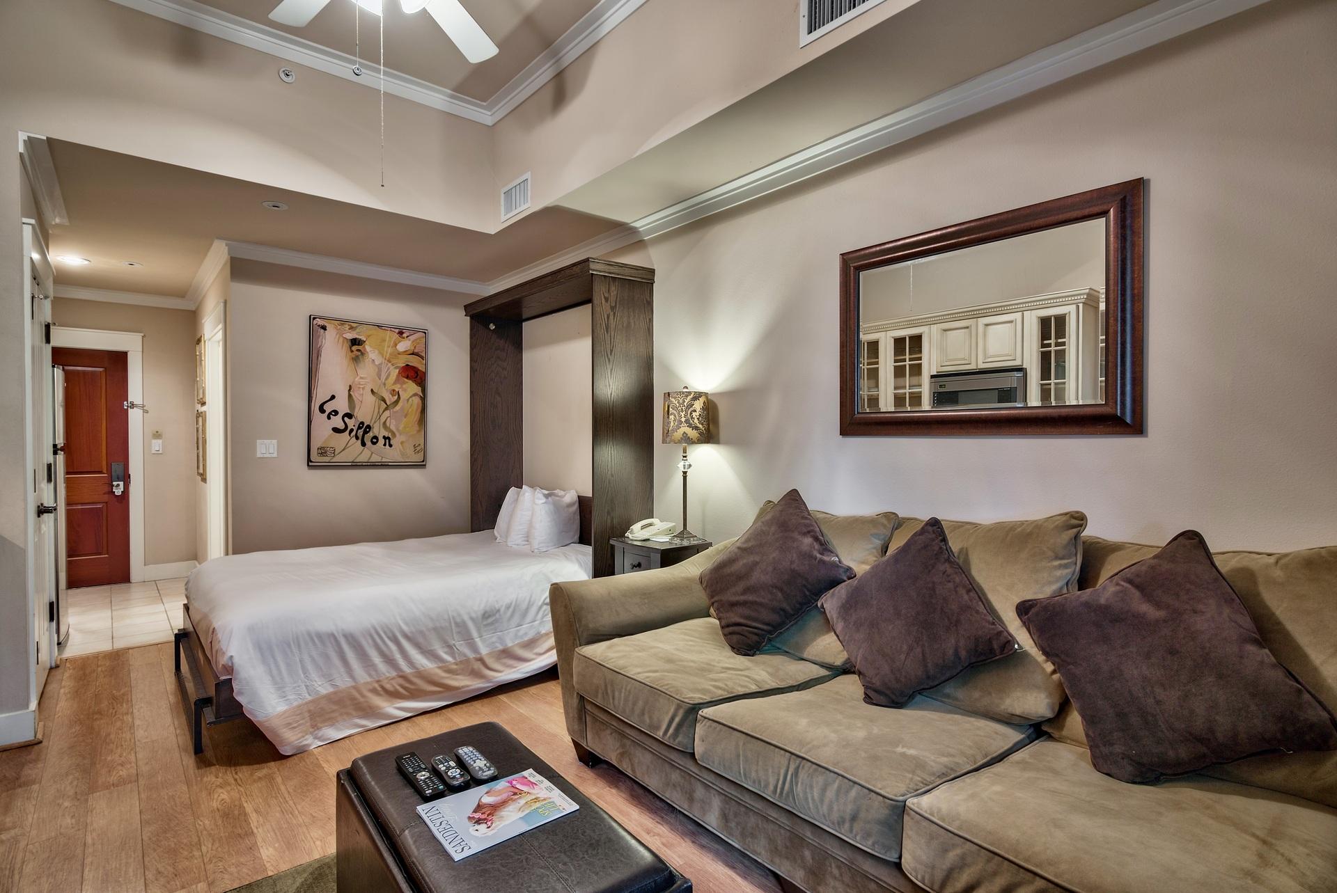 PILOT HOUSE - Residential