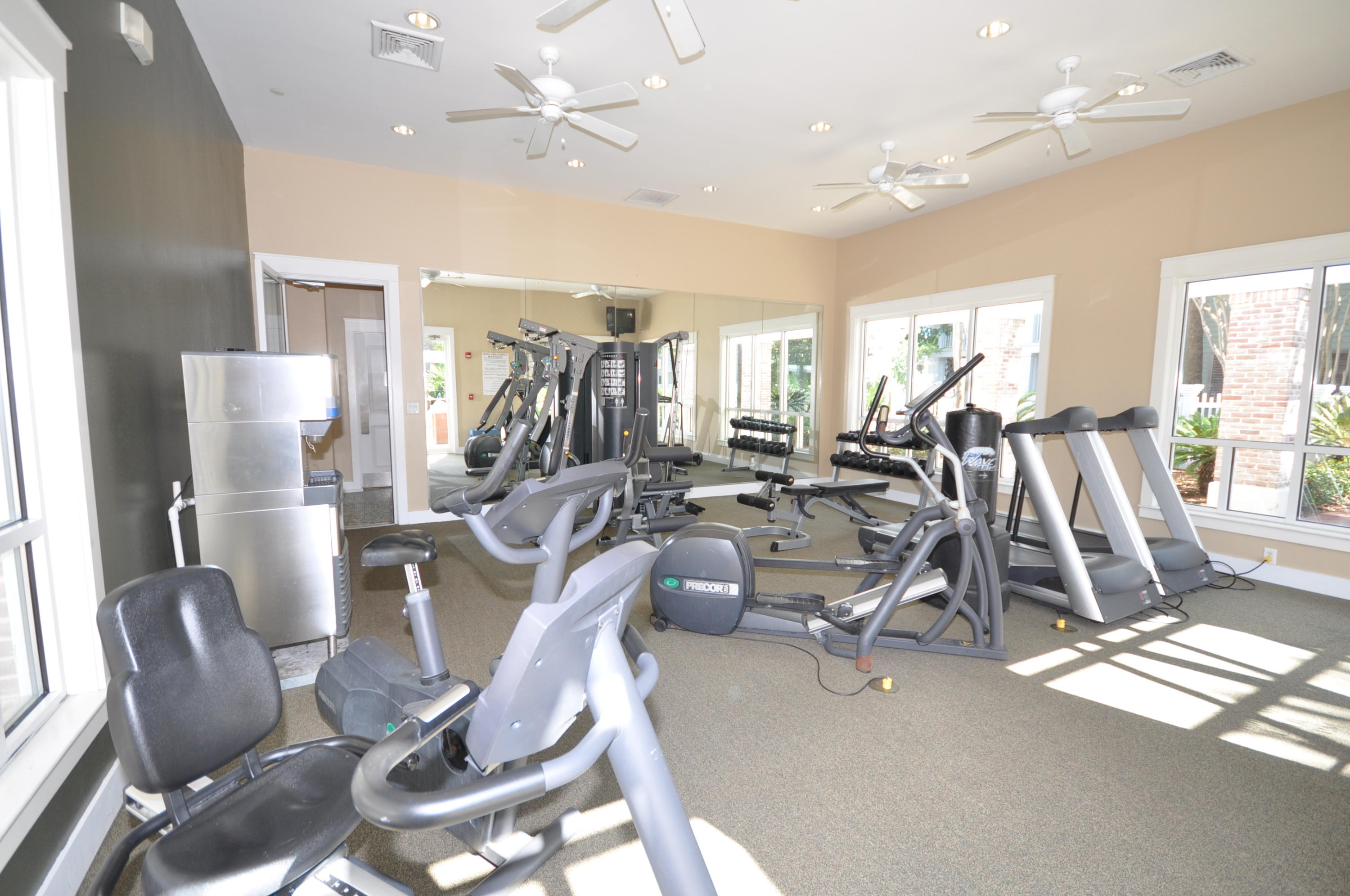 PILOT HOUSE - Residential