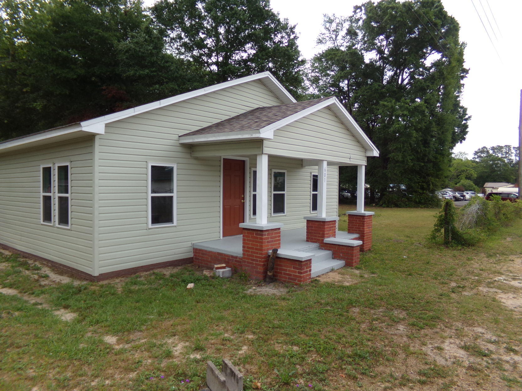 Beautiful 4 bedroom 2 bath home in Crestview on a double corner lot. This home offers fully renovated from floor to roof, offering new kitchen appliances, flooring, water heater and air conditioning. Home has covered front and back concrete porches. Open floor plan.