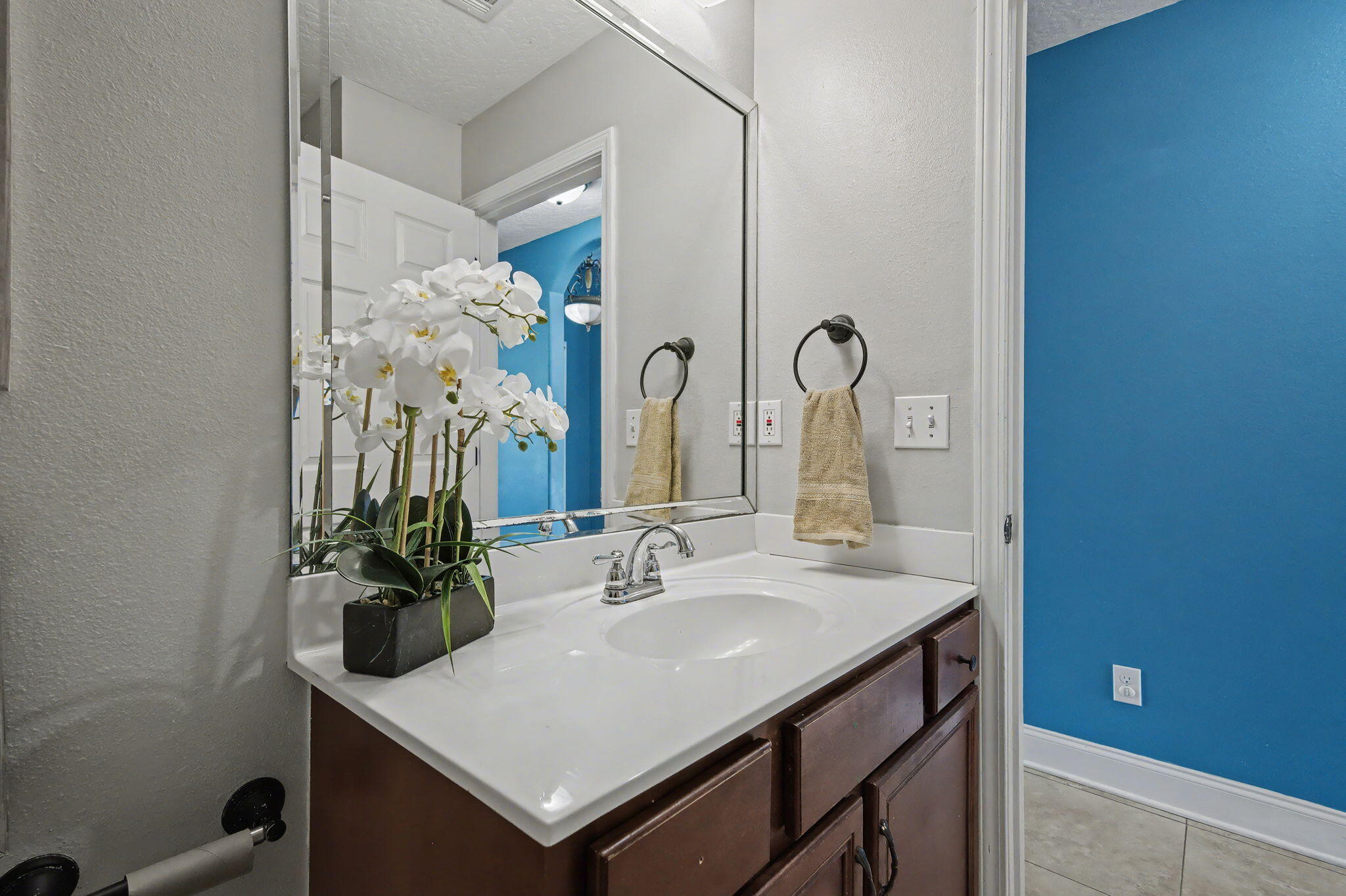 CRESCENT SHORES - Residential