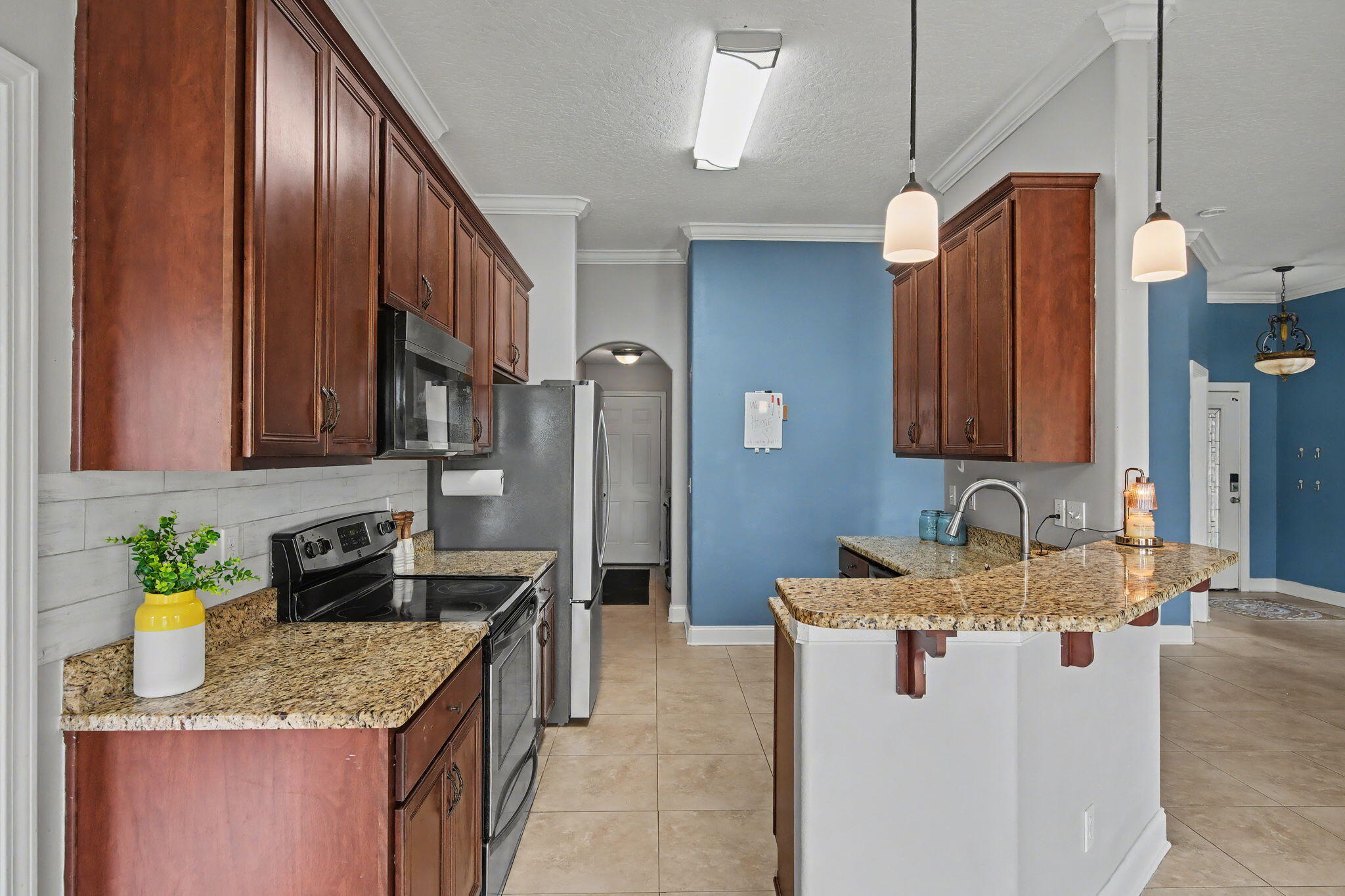 CRESCENT SHORES - Residential