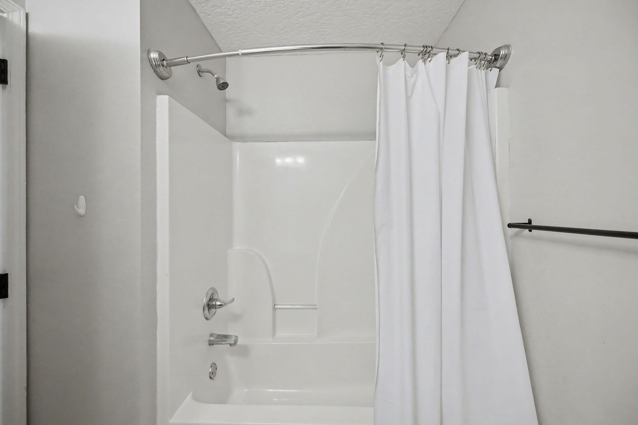 CRESCENT SHORES - Residential