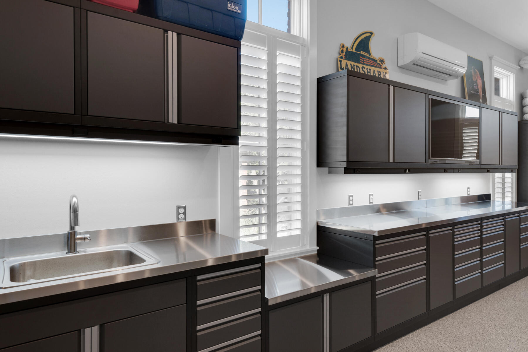WINDWARD PH 2 BLUEWATER BAY - Residential