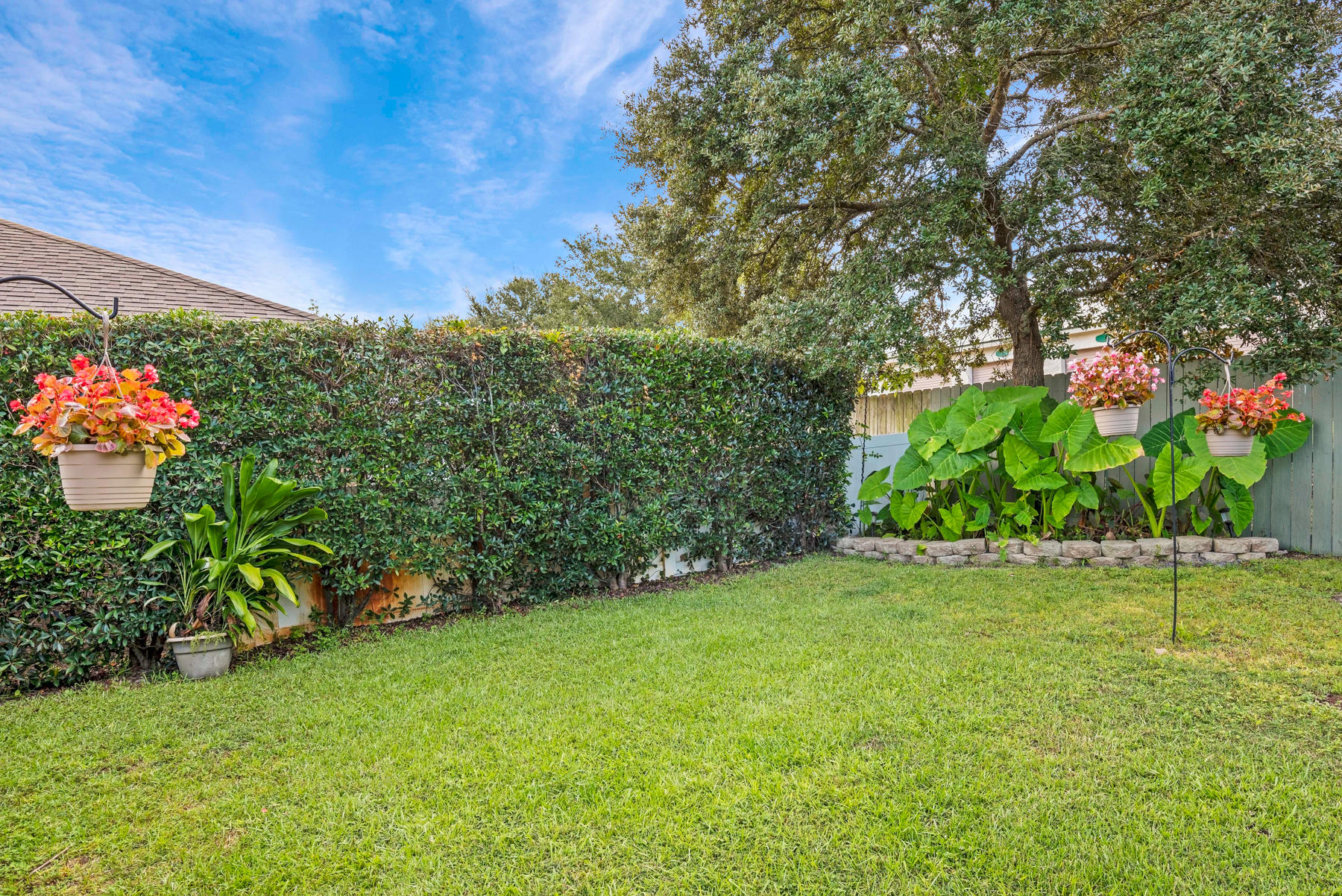 MARSH HARBOR - Residential