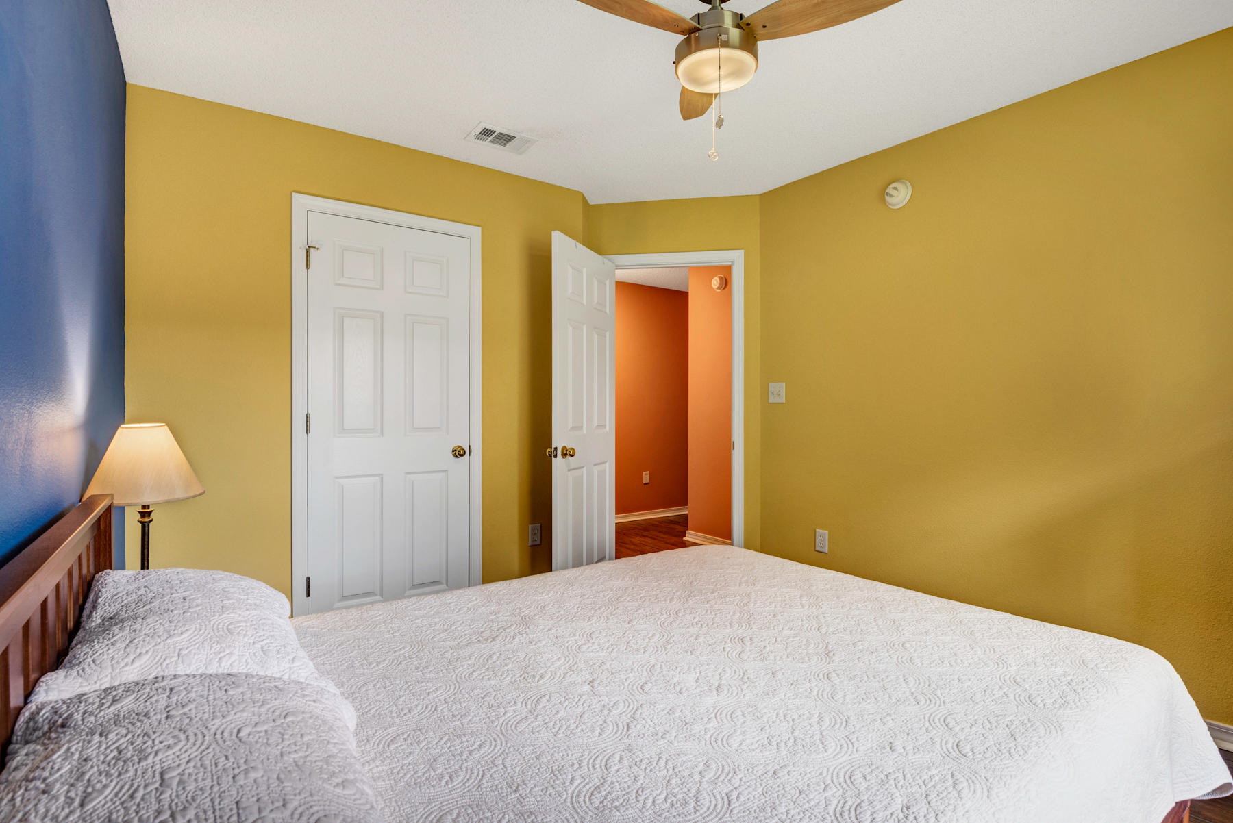 MARSH HARBOR - Residential