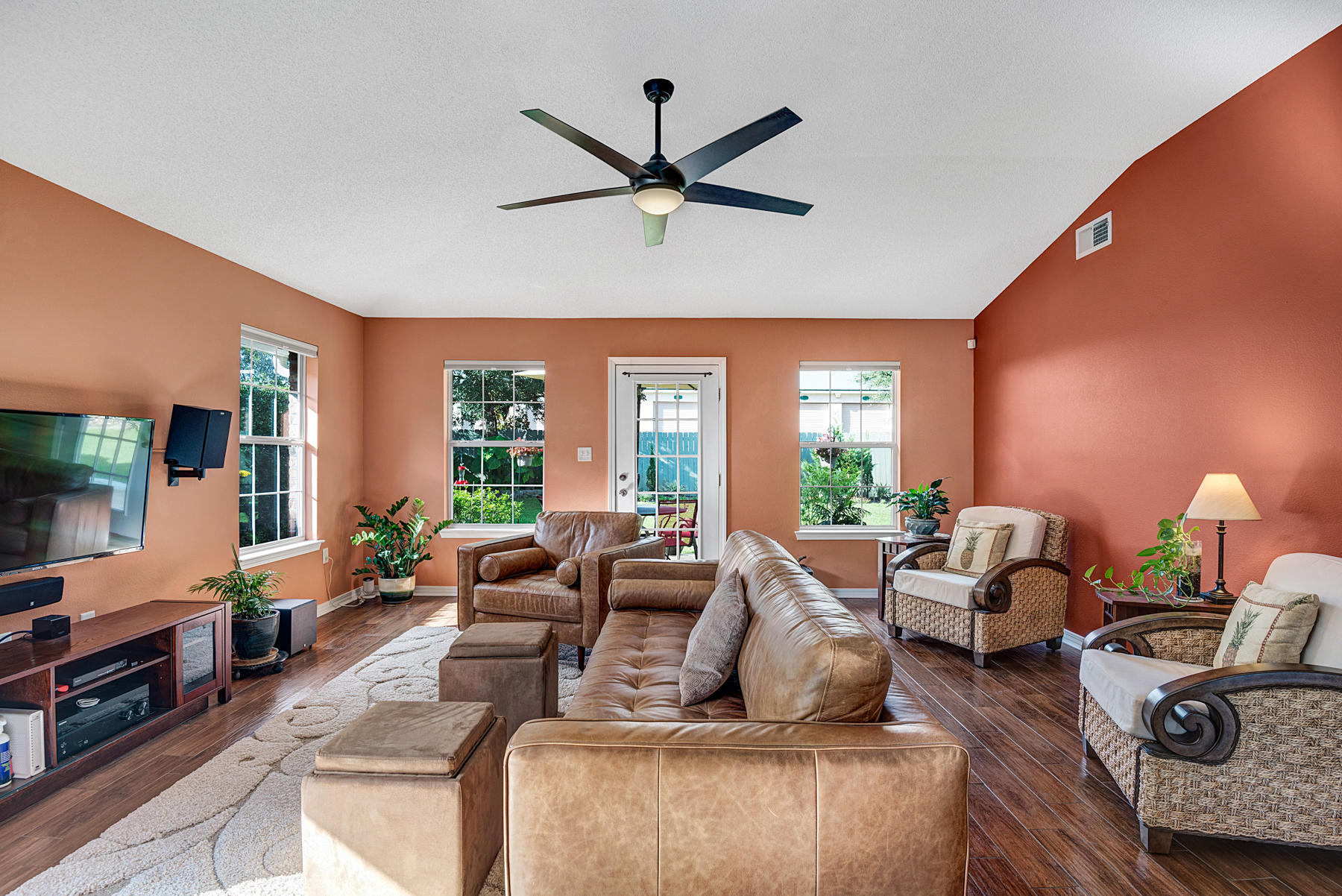 MARSH HARBOR - Residential