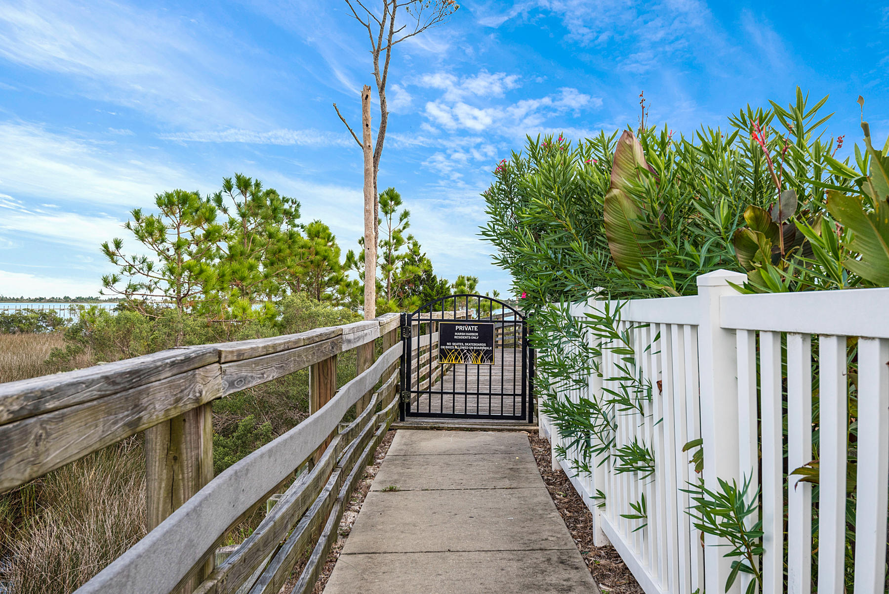 MARSH HARBOR - Residential