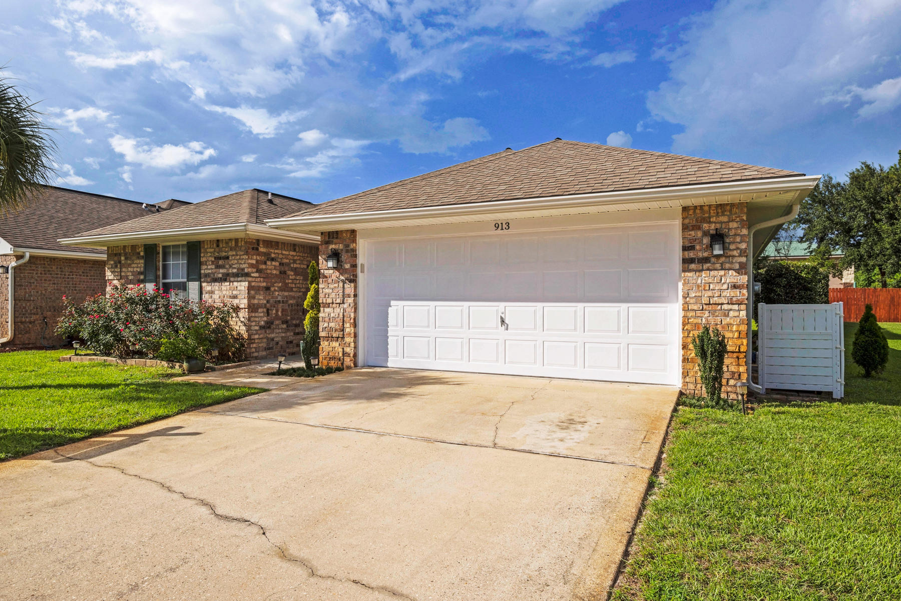 MARSH HARBOR - Residential