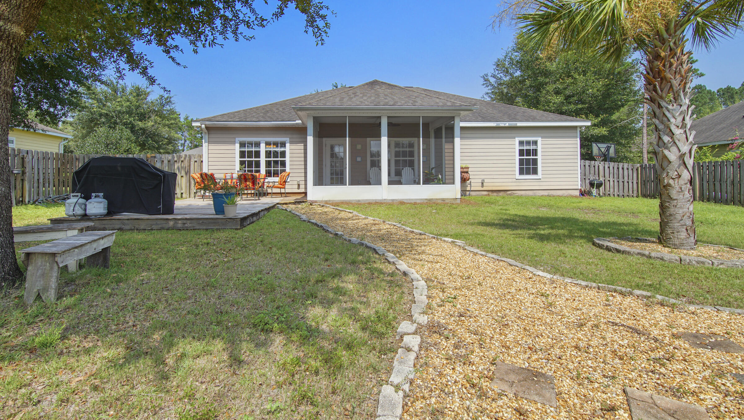 HAMMOCK BAY - Residential