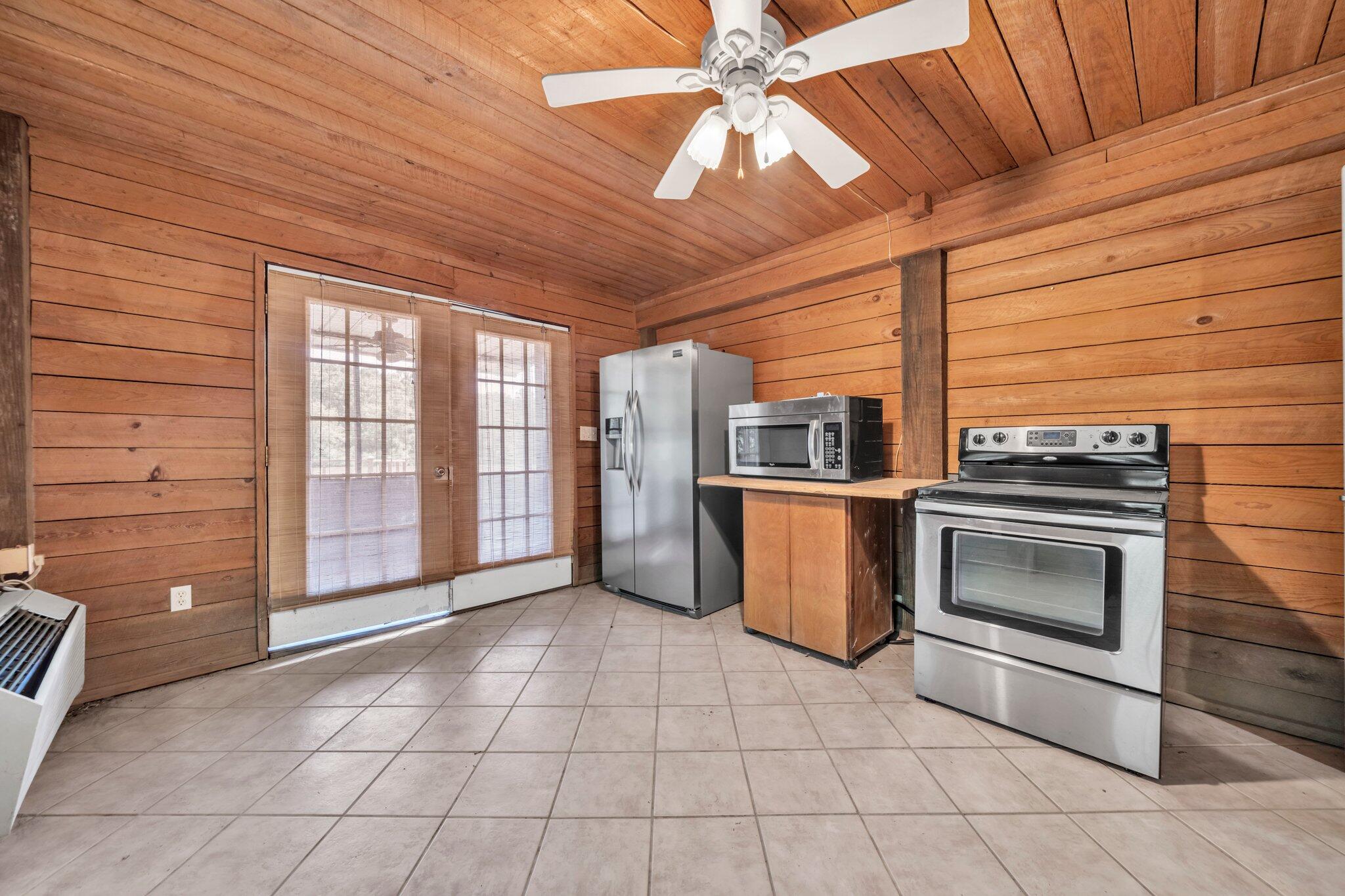 CHOCTAWHATCHEE RIVER ESTATES - Residential