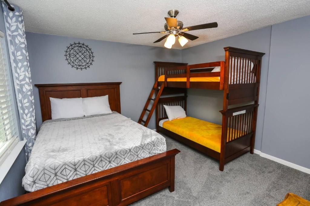 GREEN ARBOR T/H - Residential