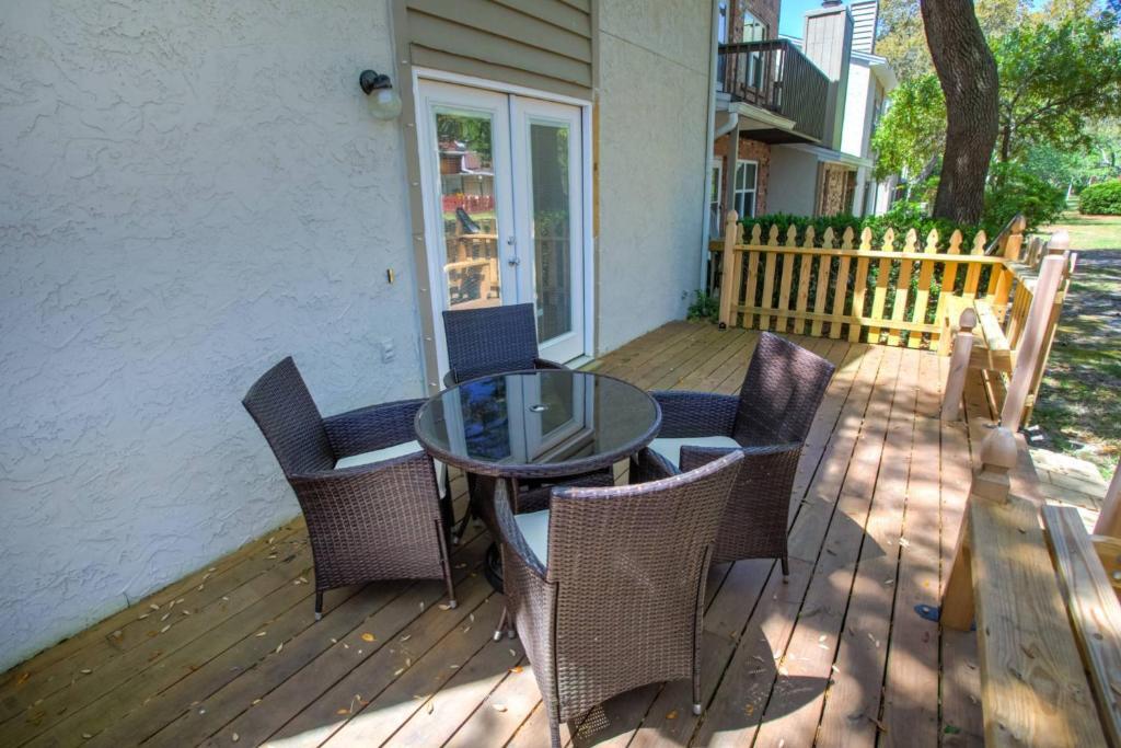 GREEN ARBOR T/H - Residential