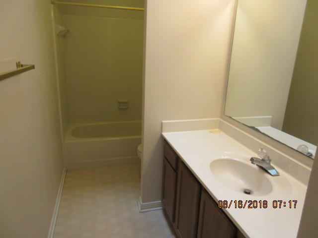 BRITTANY WOODS S/D  Lot 17 Blk B - Residential